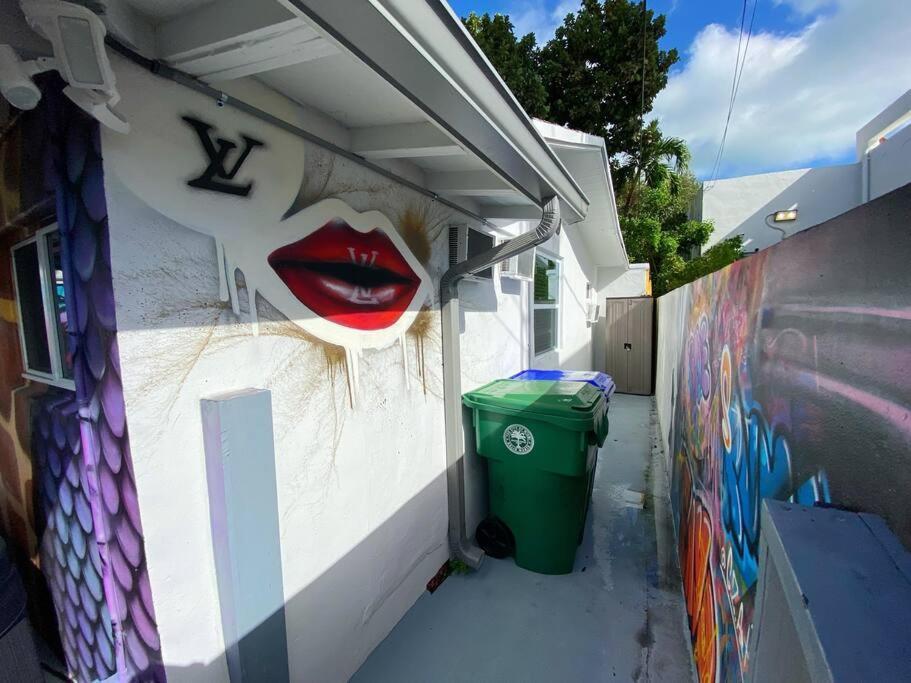 Vakantiehuis Unique Art Escape W/ Hottub, Arcade & Murals