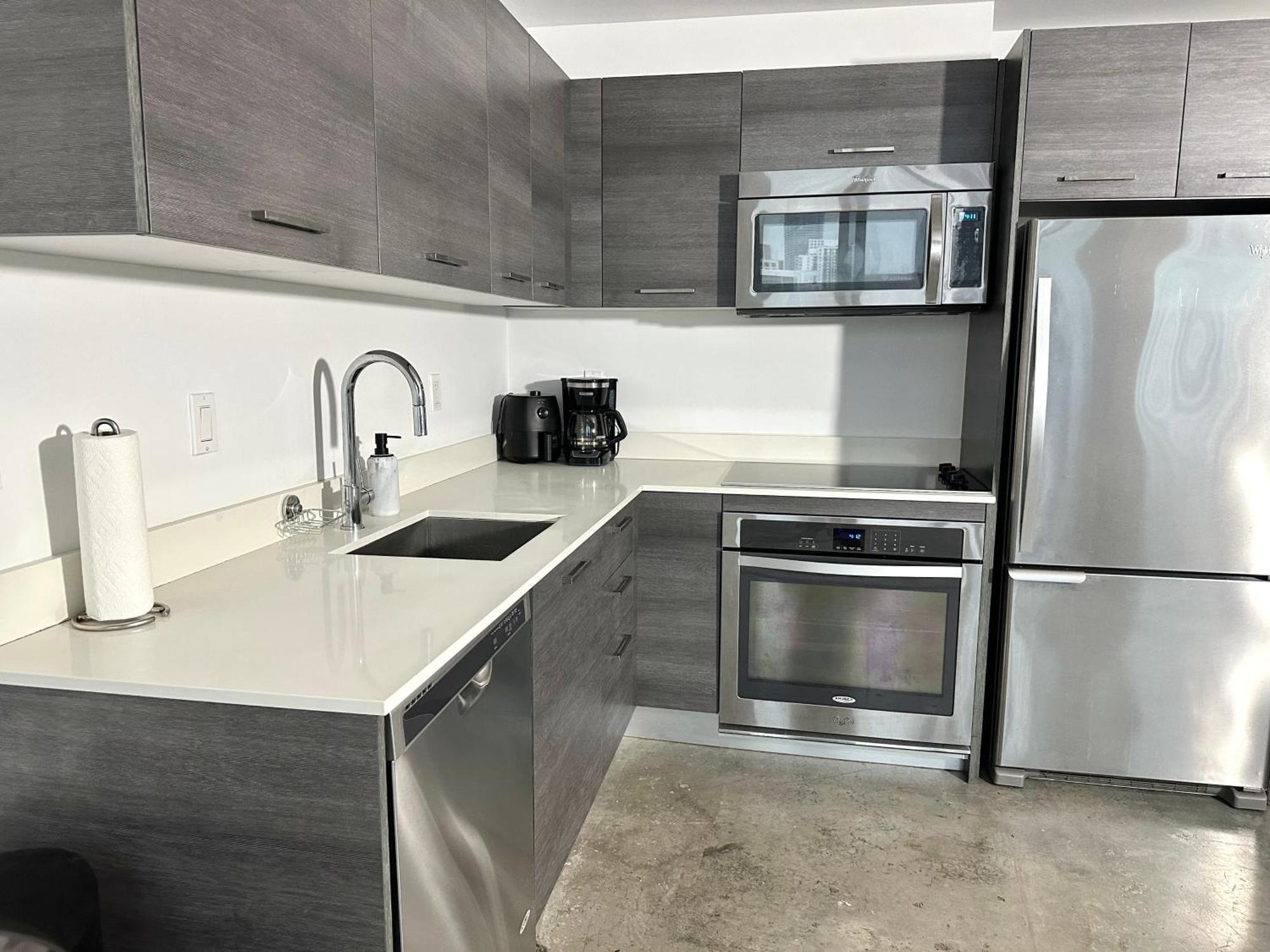 Apartment Pool Rooftop Luxury Loft Downtown, Brickell *