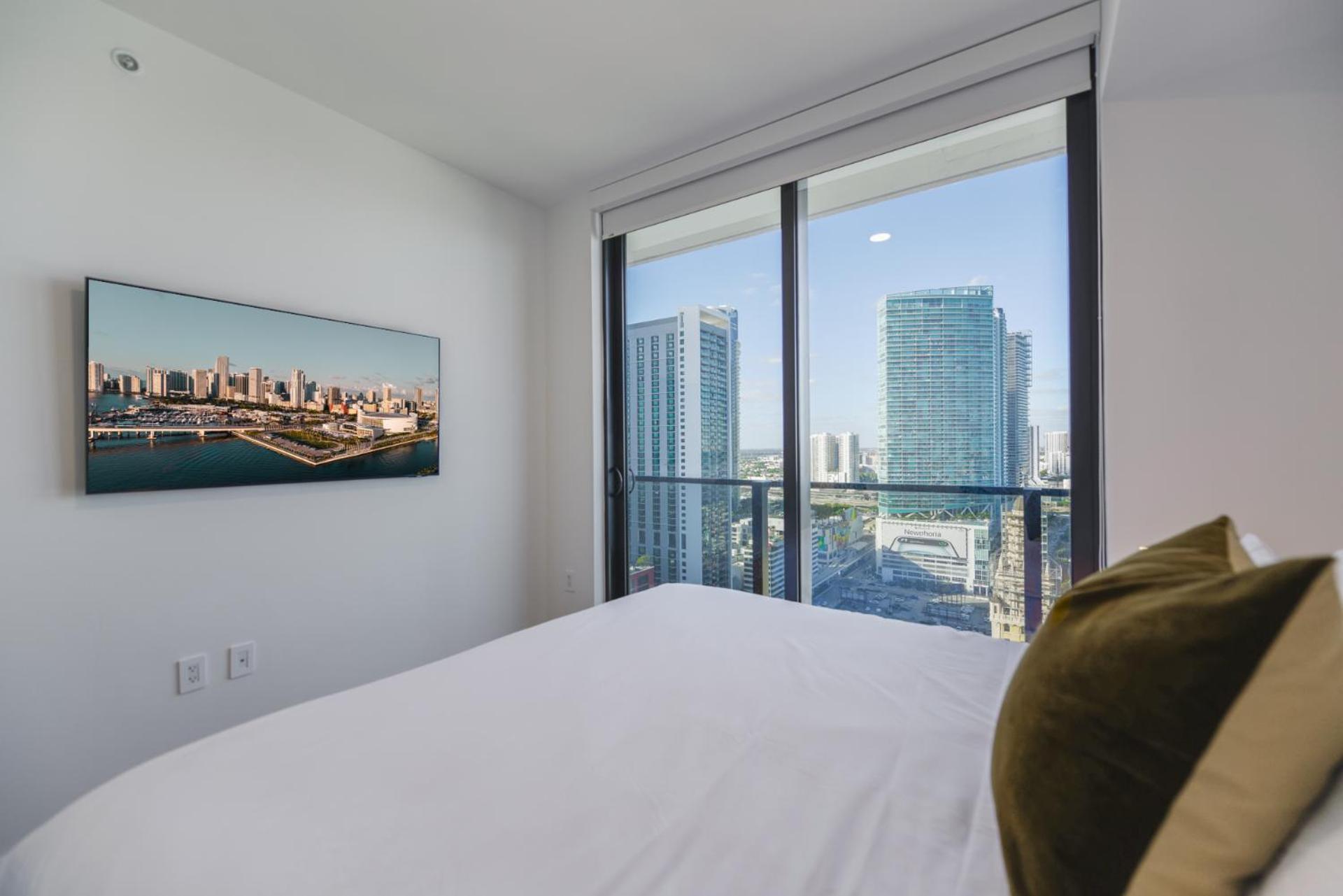 Apartment Luxury Apt With Amazing City Views All Of