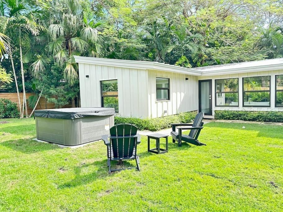 Coconut Grove Mid-century Jungle Oasis * Miami