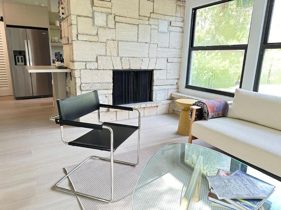 Coconut Grove Mid-century Jungle Oasis Holiday home Miami