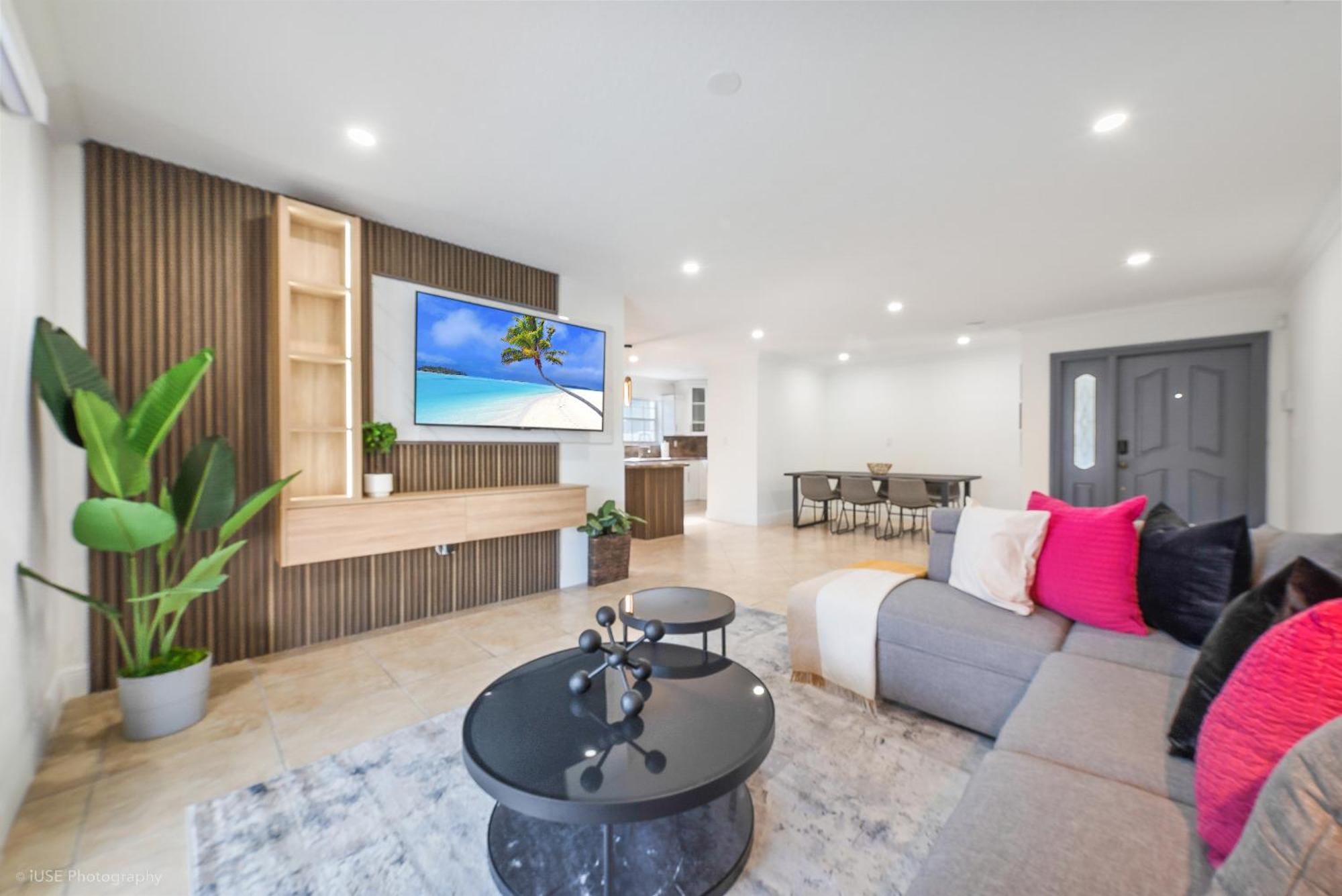 Le Femme Paradise Holiday home *