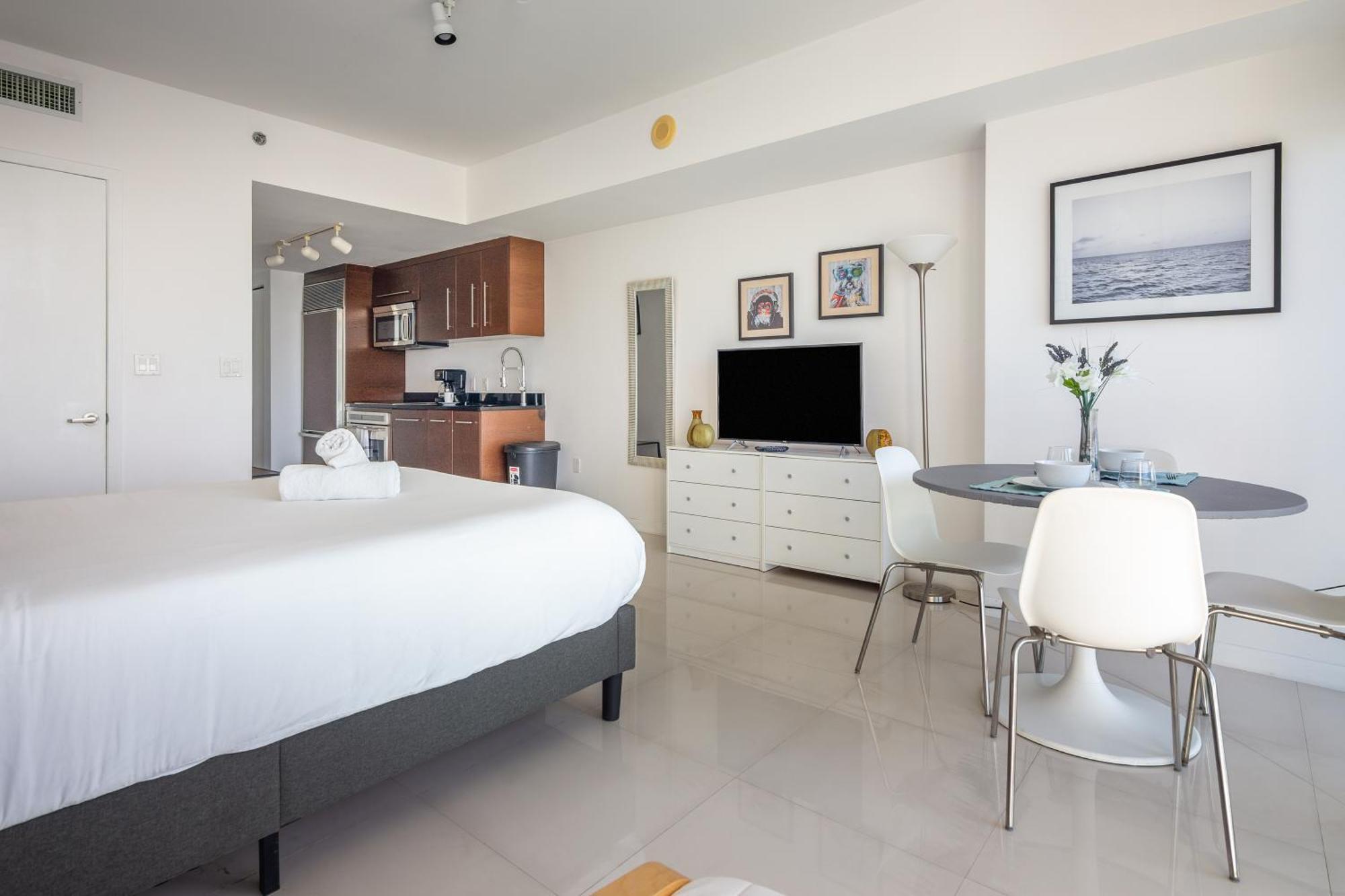 Icon Brickell W Residences