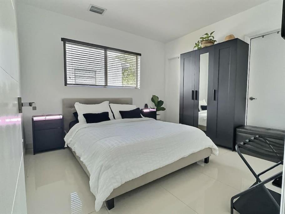 Holiday home Jacuzzi•glamping•gym•parking•bbq•soft Beds•secure *