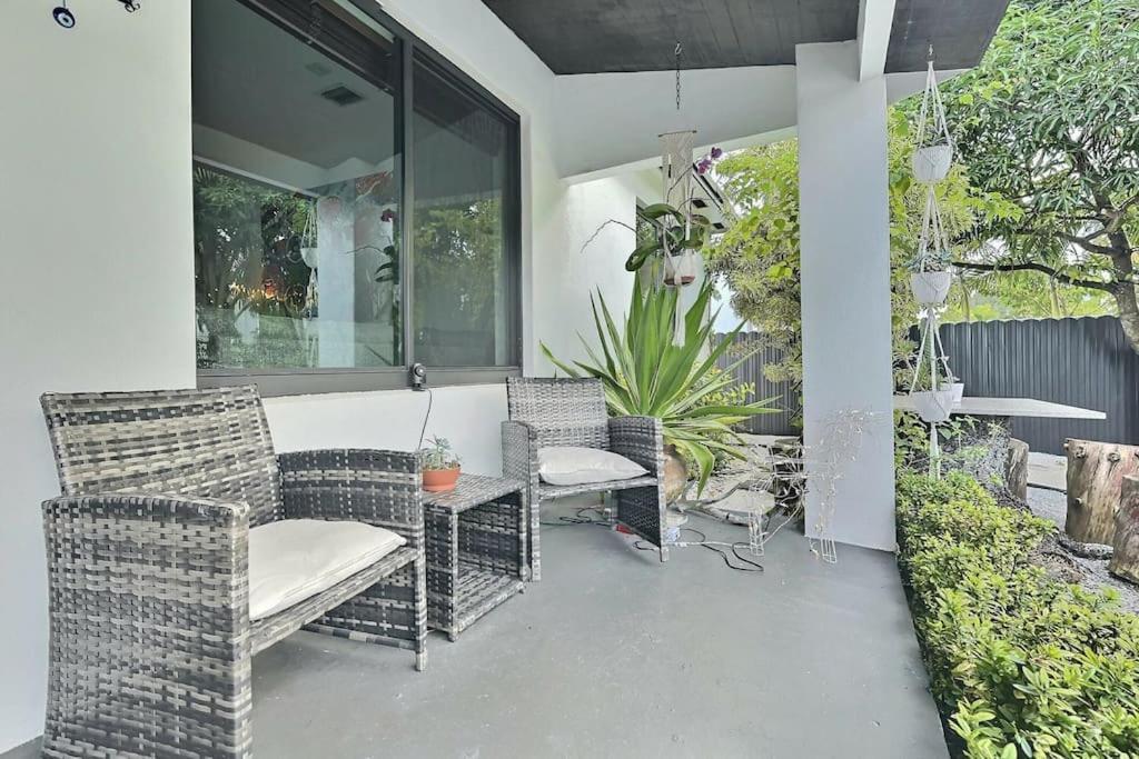 Jacuzzi•glamping•gym•parking•bbq•soft Beds•secure