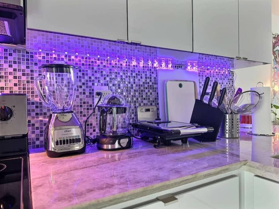 Jacuzzi•glamping•gym•parking•bbq•soft Beds•secure Miami