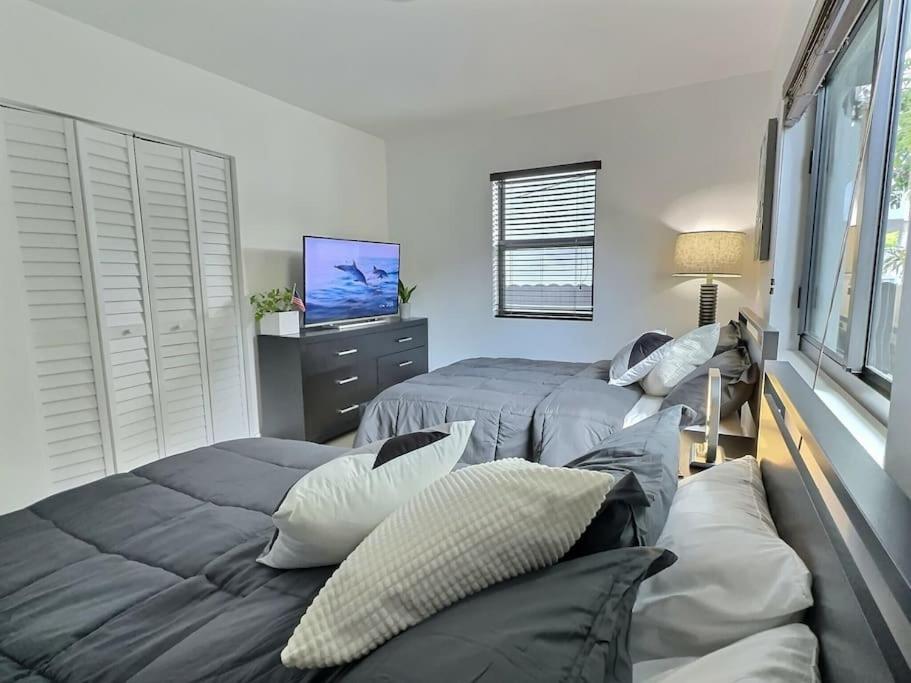 Holiday home Jacuzzi•glamping•gym•parking•bbq•soft Beds•secure
