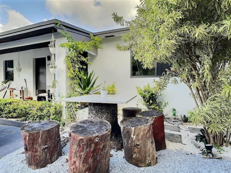 Holiday home Jacuzzi•glamping•gym•parking•bbq•soft Beds•secure Miami