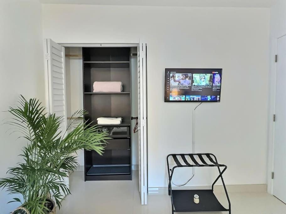 Holiday home Jacuzzi•glamping•gym•parking•bbq•soft Beds•secure *