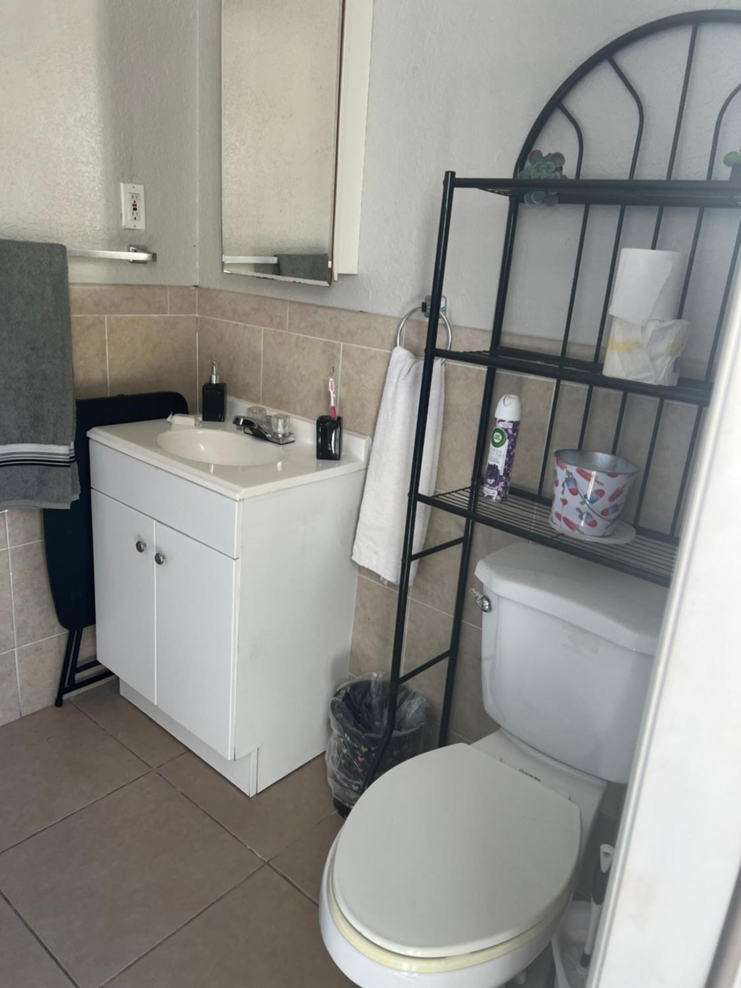 Bedroom Private *