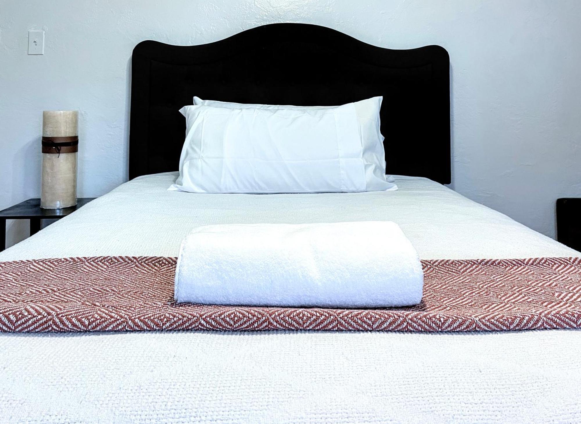Akeyi Miami305 Private Bedrooms