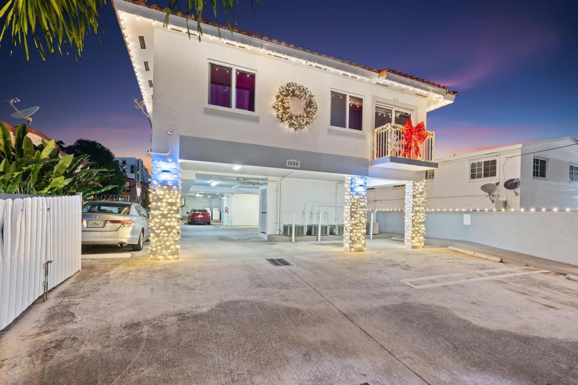 Beautiful In The Heart Of Apt 8 Apartment Miami