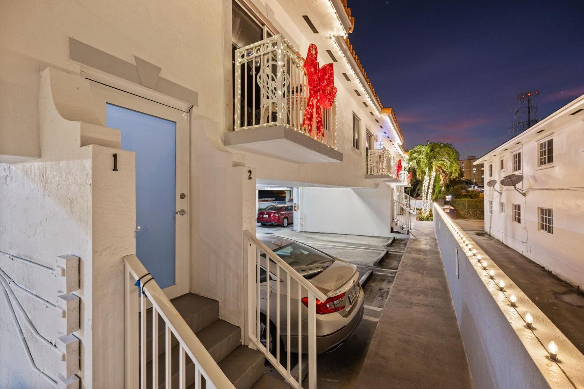 Beautiful In The Heart Of Apt 3 Appartement