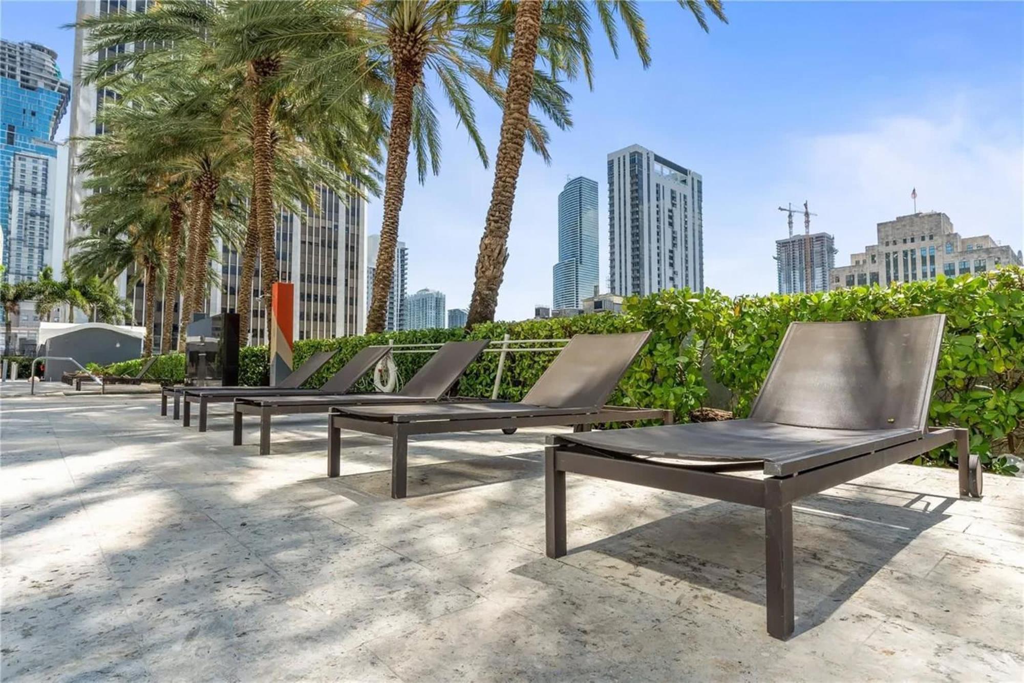 Biscayne Bay View Pool Hot Tub And Amenities * Miami
