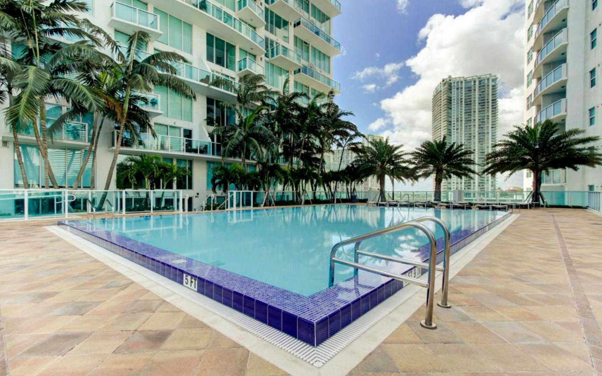 Luxury Mona Lisa Loft, Center Of Brickell *