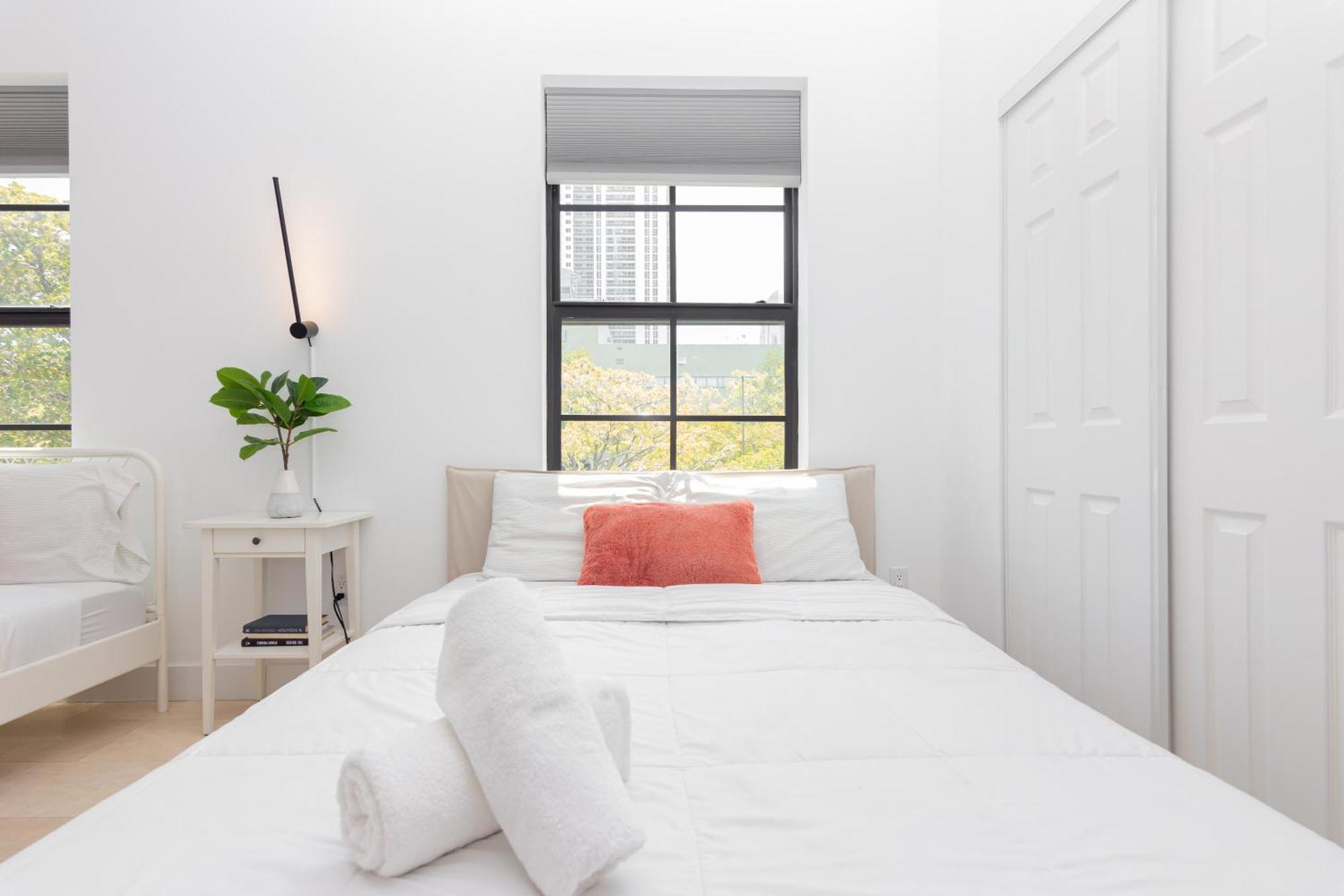 Downtown - 5 Minutes From Wynwood & Port - Near Apartment *