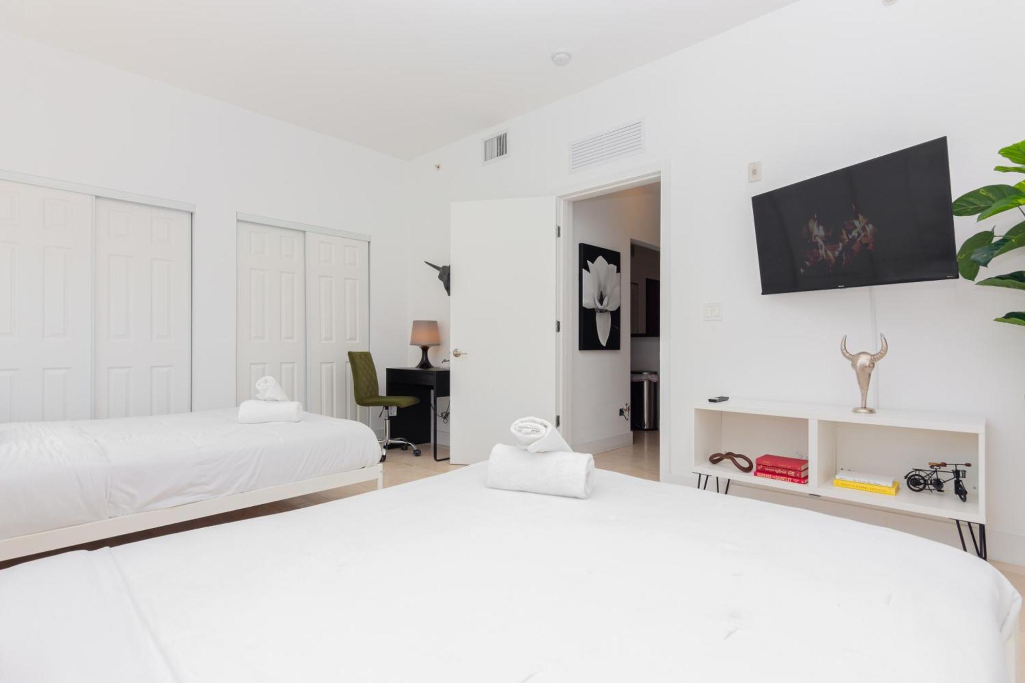 Downtown - 5 Minutes From Wynwood & Port - Near Apartment *