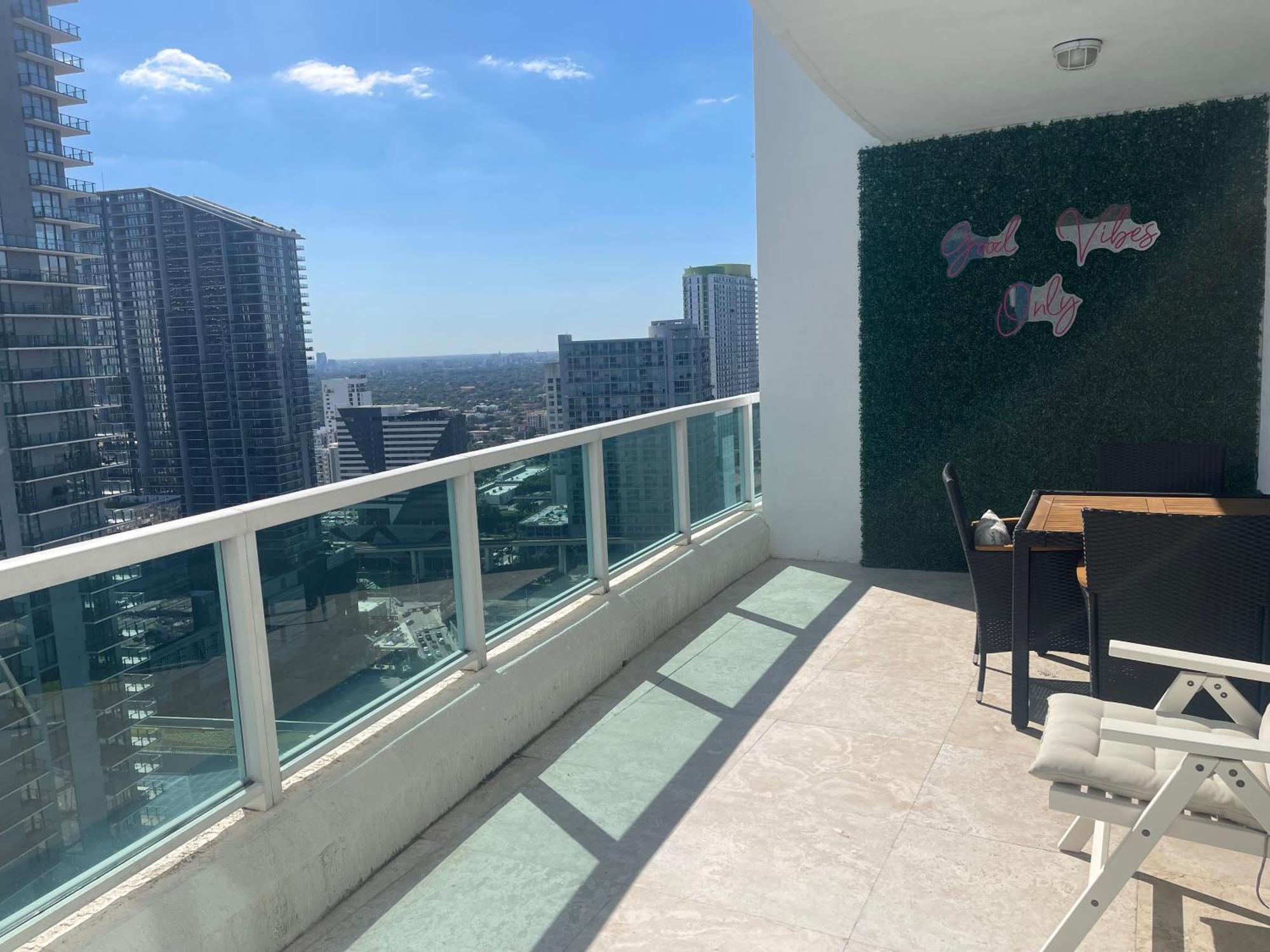 Luxury Mona Lisa Loft, Center Of Brickell