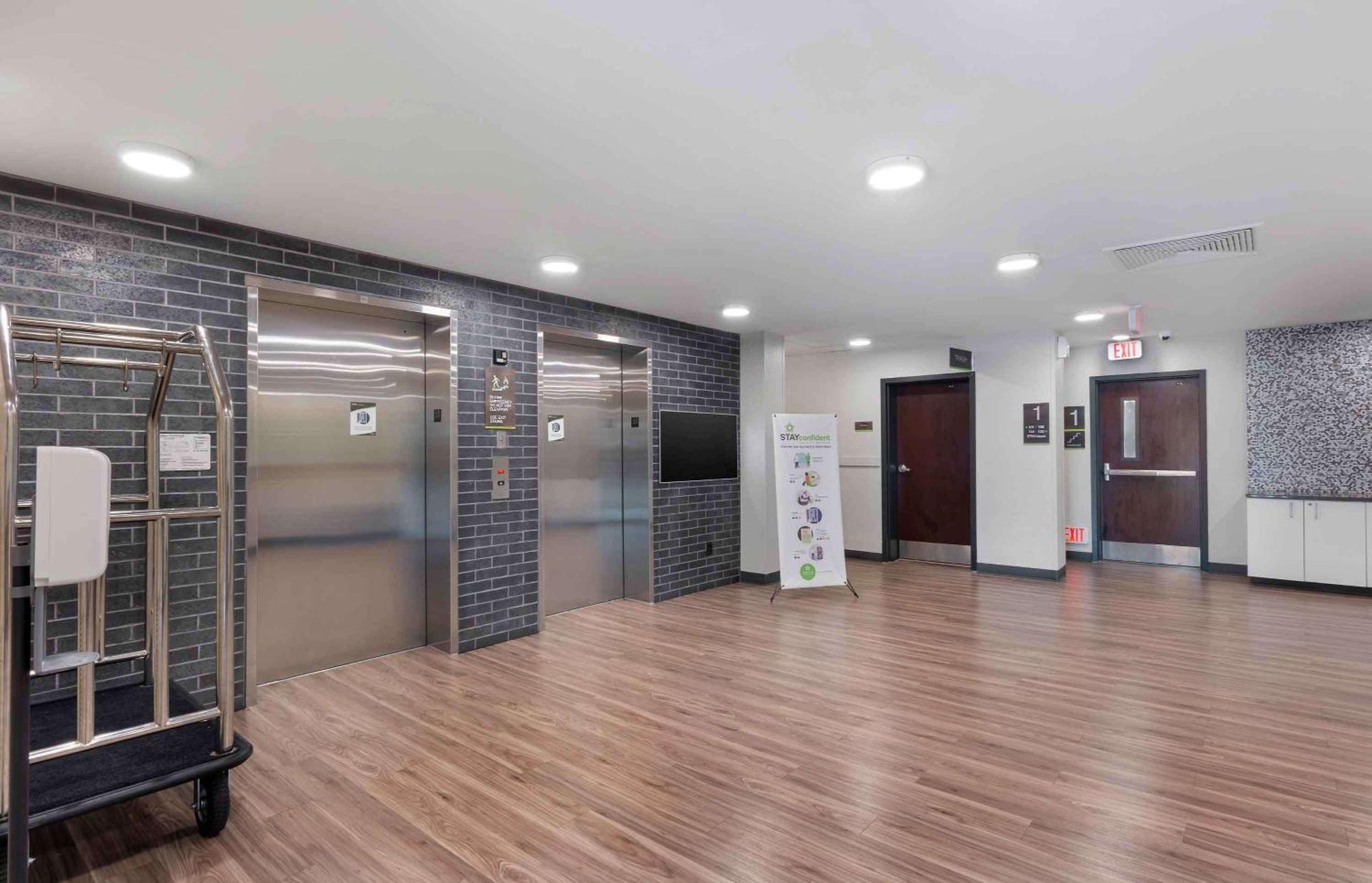 Extended America Premier - - Downtown Brickell - Cruise Port