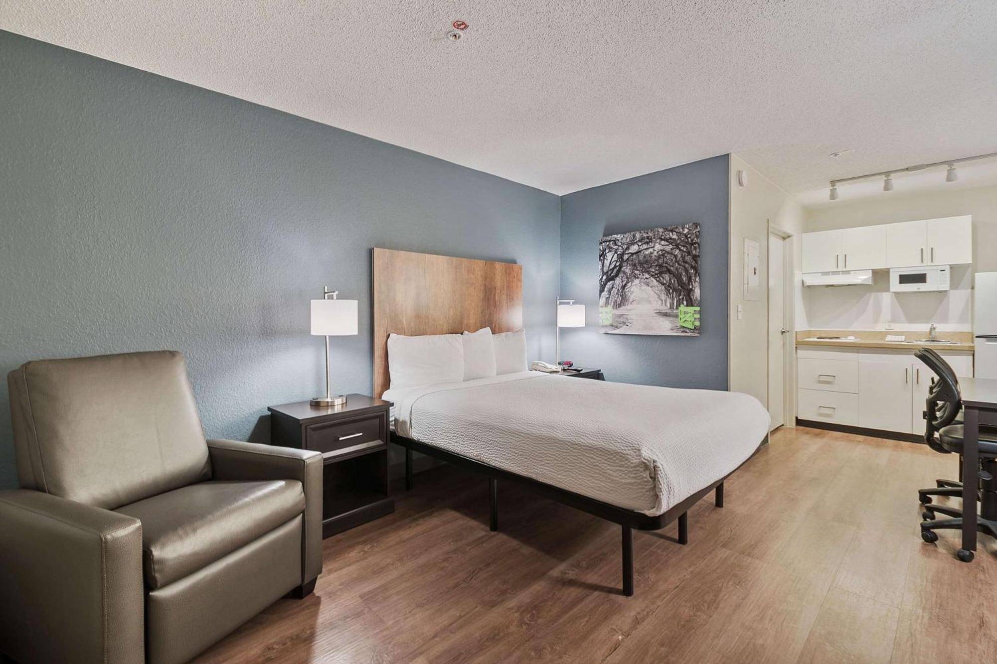 Hotel Extended America - - Airport - Blue Lagoon 2*