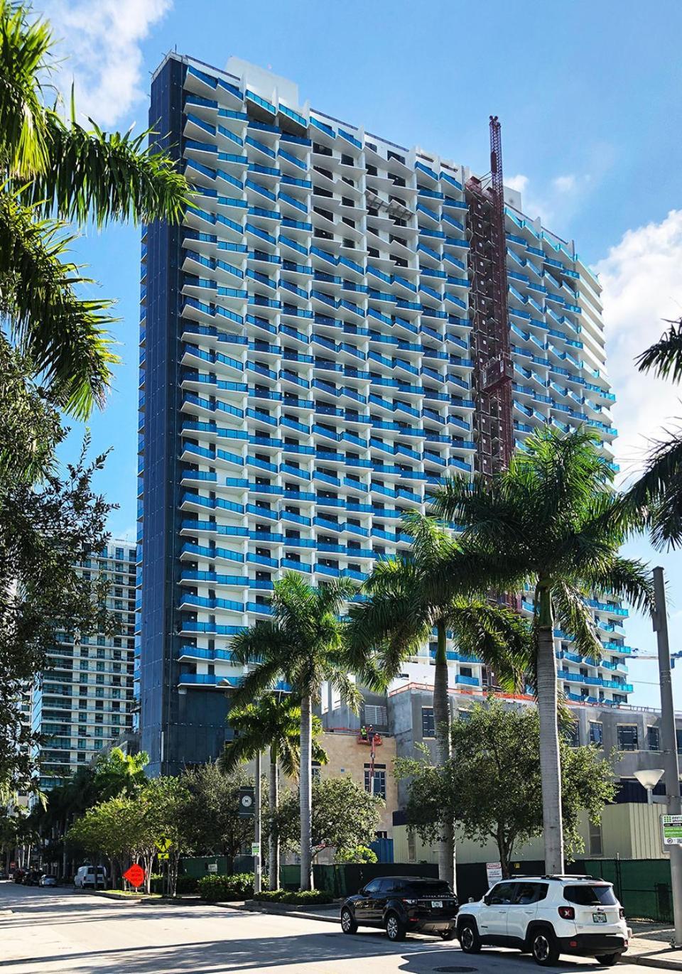 Quiet & Centrally Located House - Private Parking, Laundry And Storage For Luggage Miami