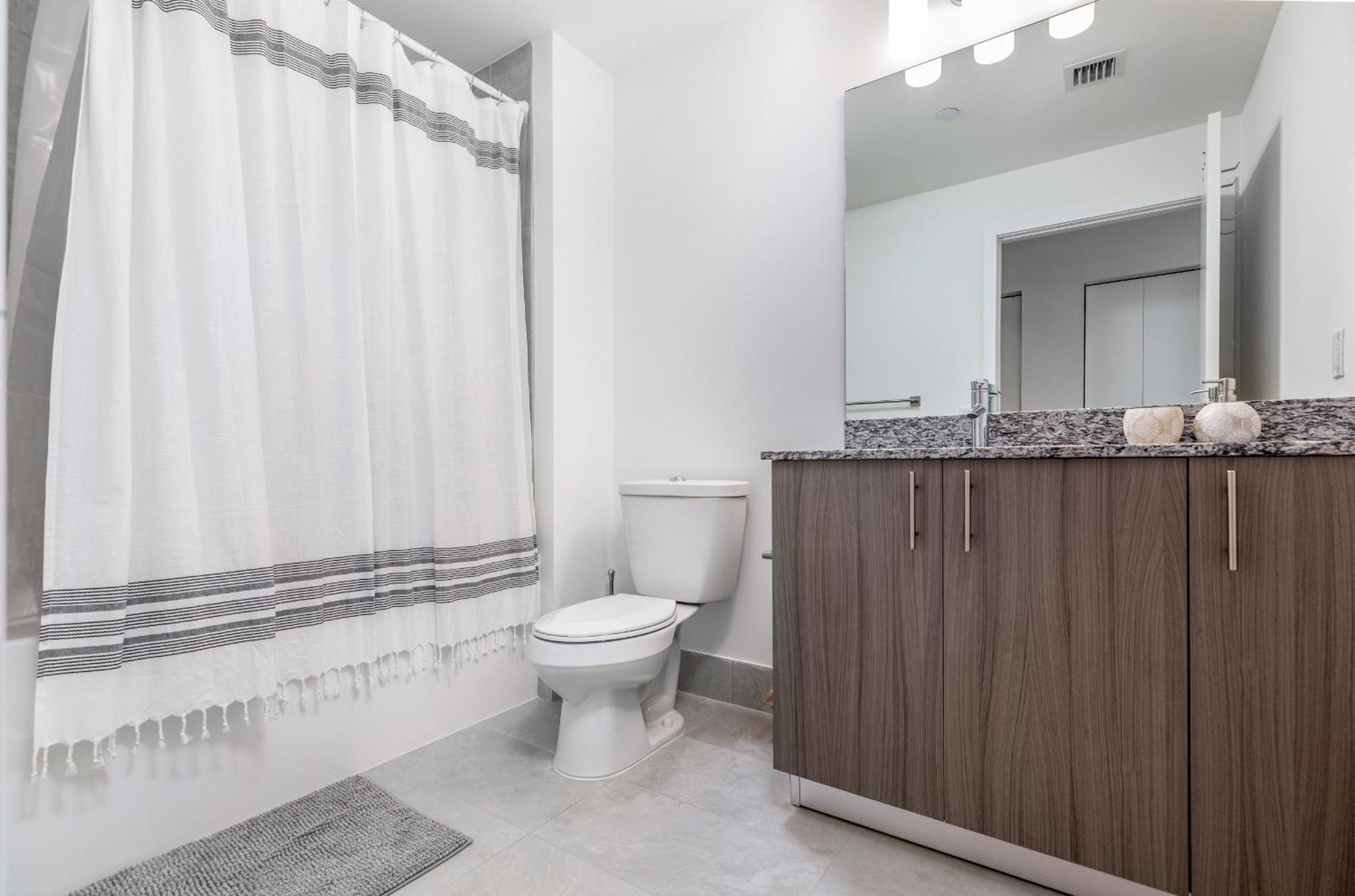 Unique In The Heart Of Downtown Doral Appartement *