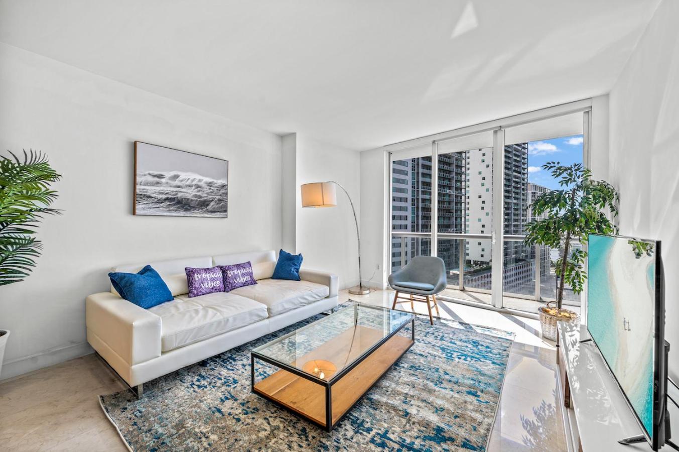 Aparthotel *w Icon Brickell- Luxury 2br Highrise Corner Condo** Miami