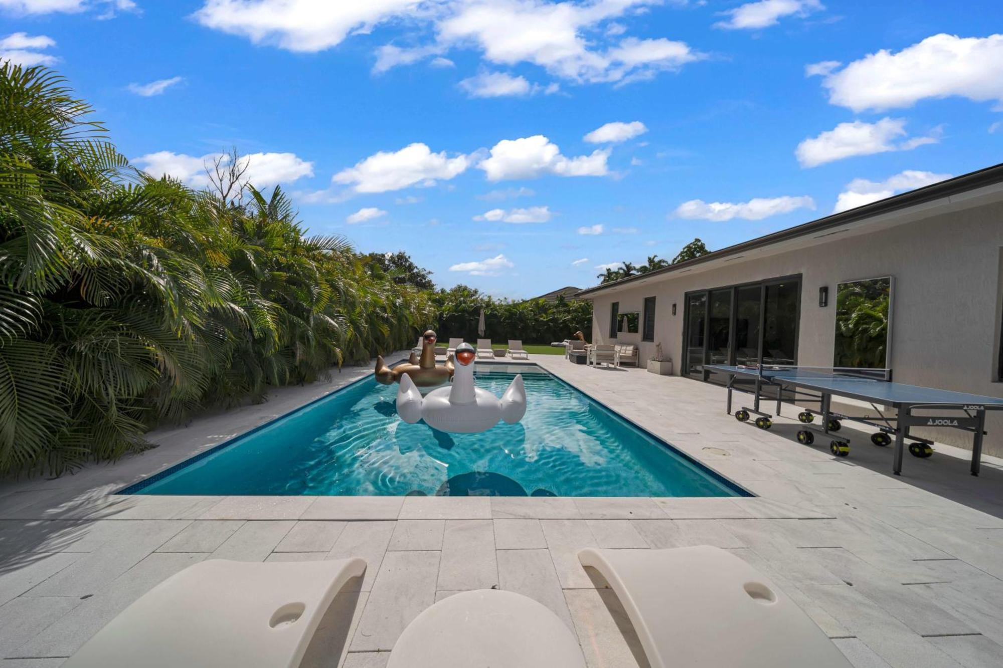 Luxury Amara W/heated Pool/sauna/gym/bbq Villa Miami