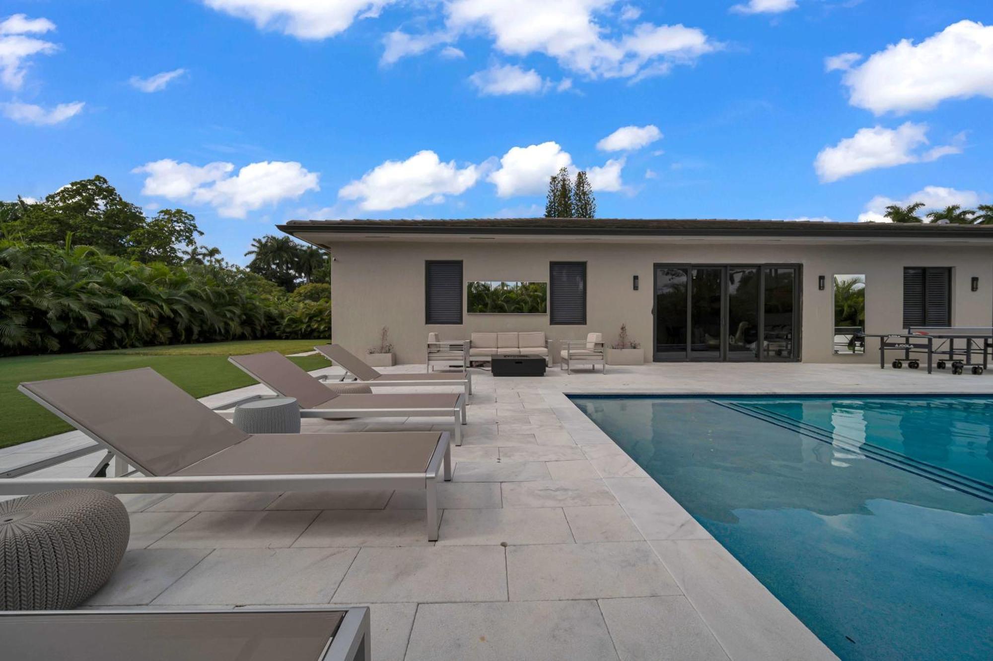 Villa Luxury Amara W/heated Pool/sauna/gym/bbq Miami