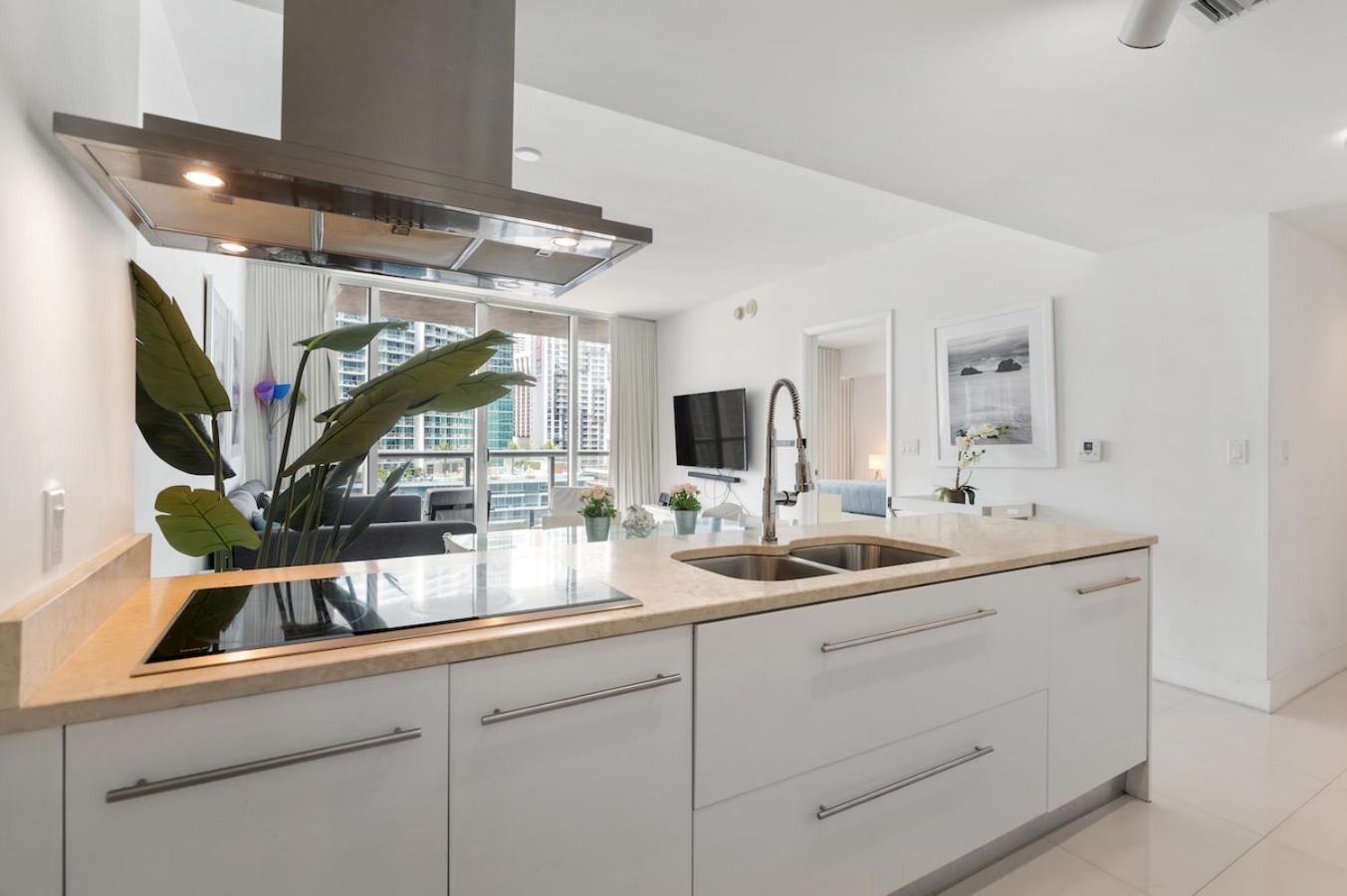 Appartement ** W Icon Brickell-luxury Unit- Free Spa** *