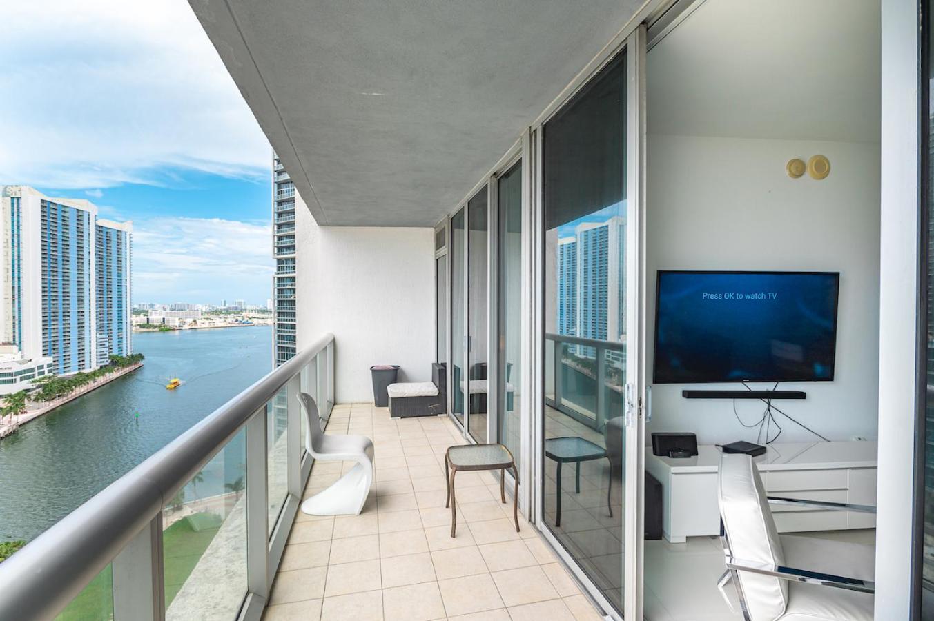 ** W Icon Brickell-luxury Unit- Free Spa** Appartement *