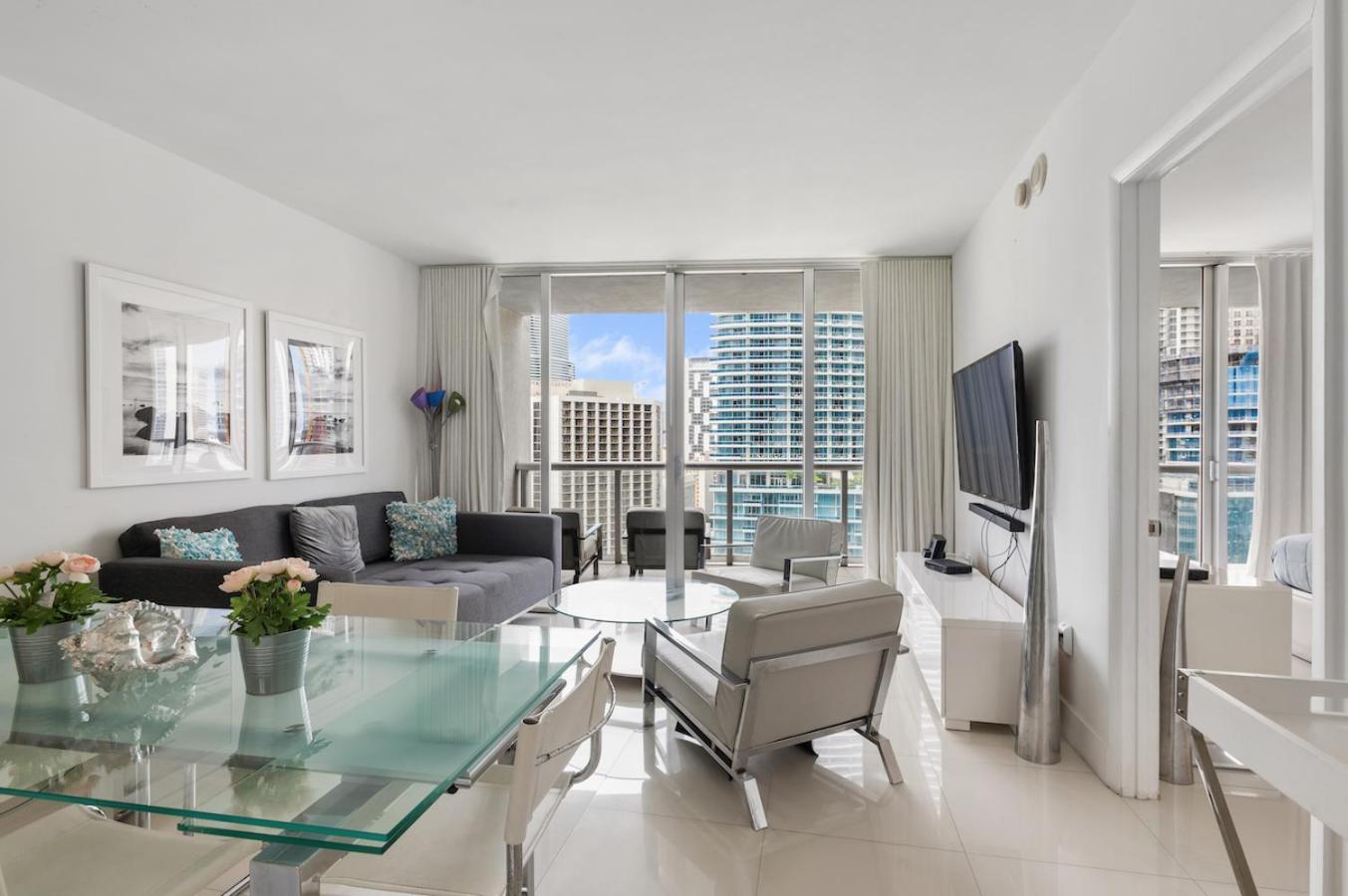 Appartement ** W Icon Brickell-luxury Unit- Free Spa**