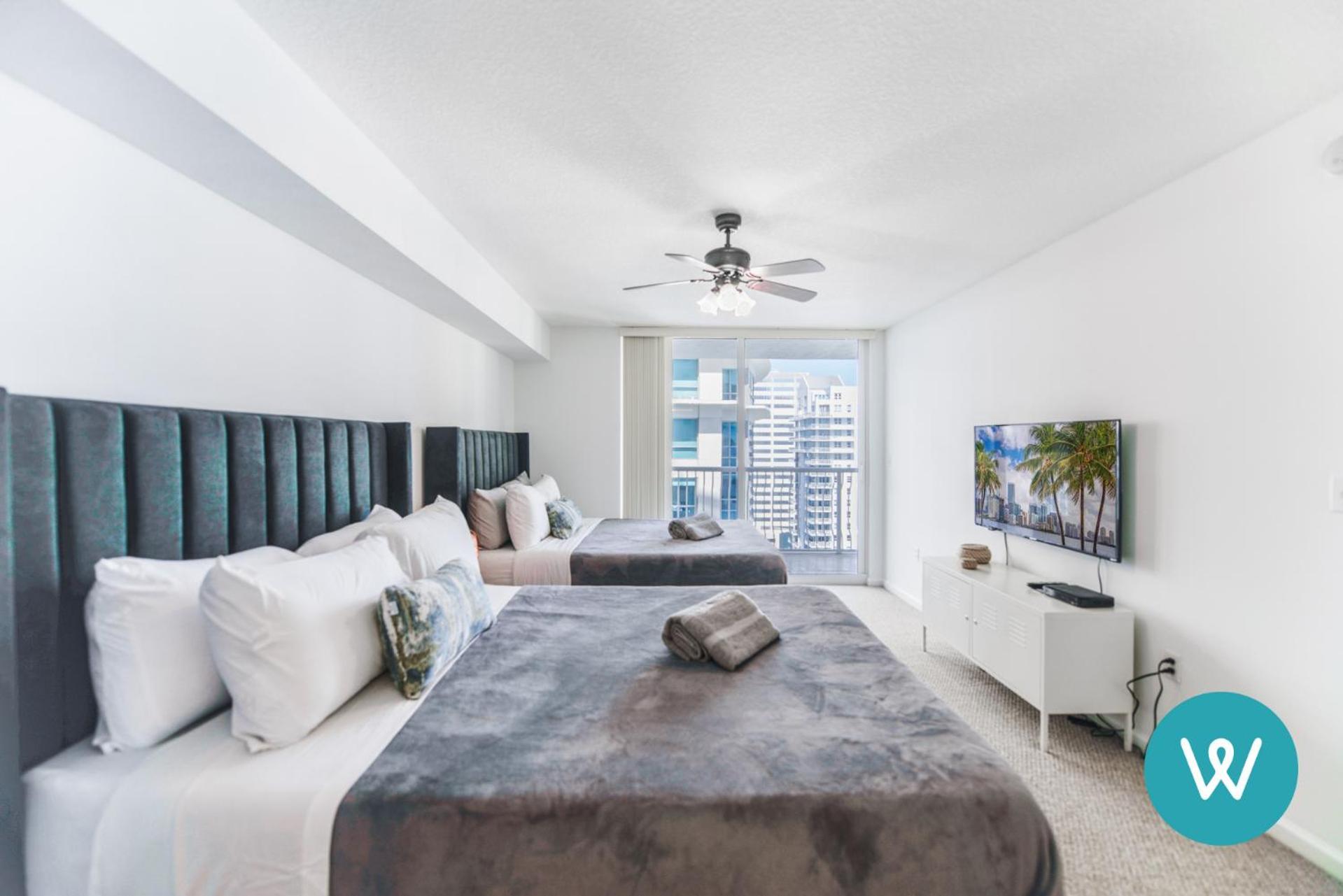 Appartement Stunning At Brickell With Pool & Gym