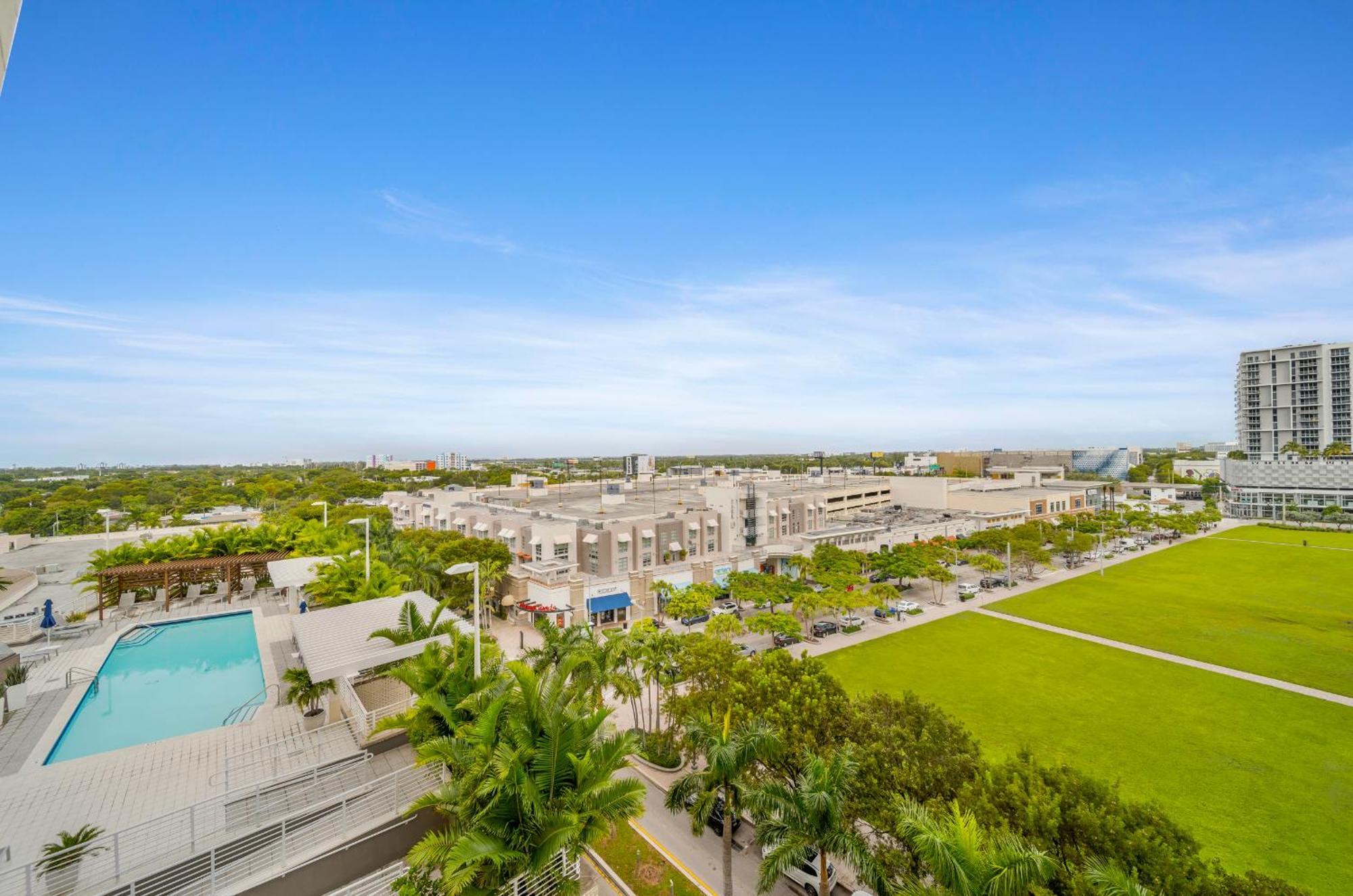 Spacious 3-bedroom Midtown *