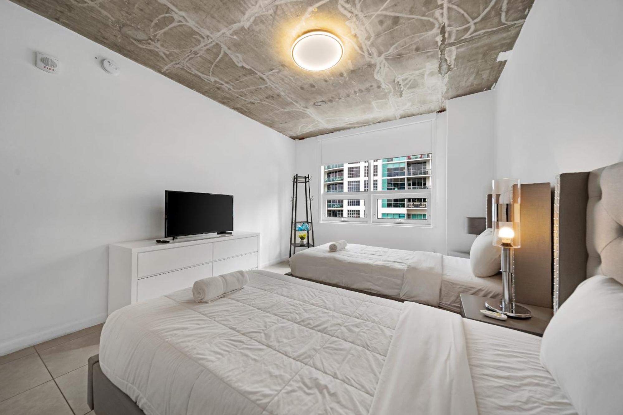 Apartment Spacious 3-bedroom Midtown Miami