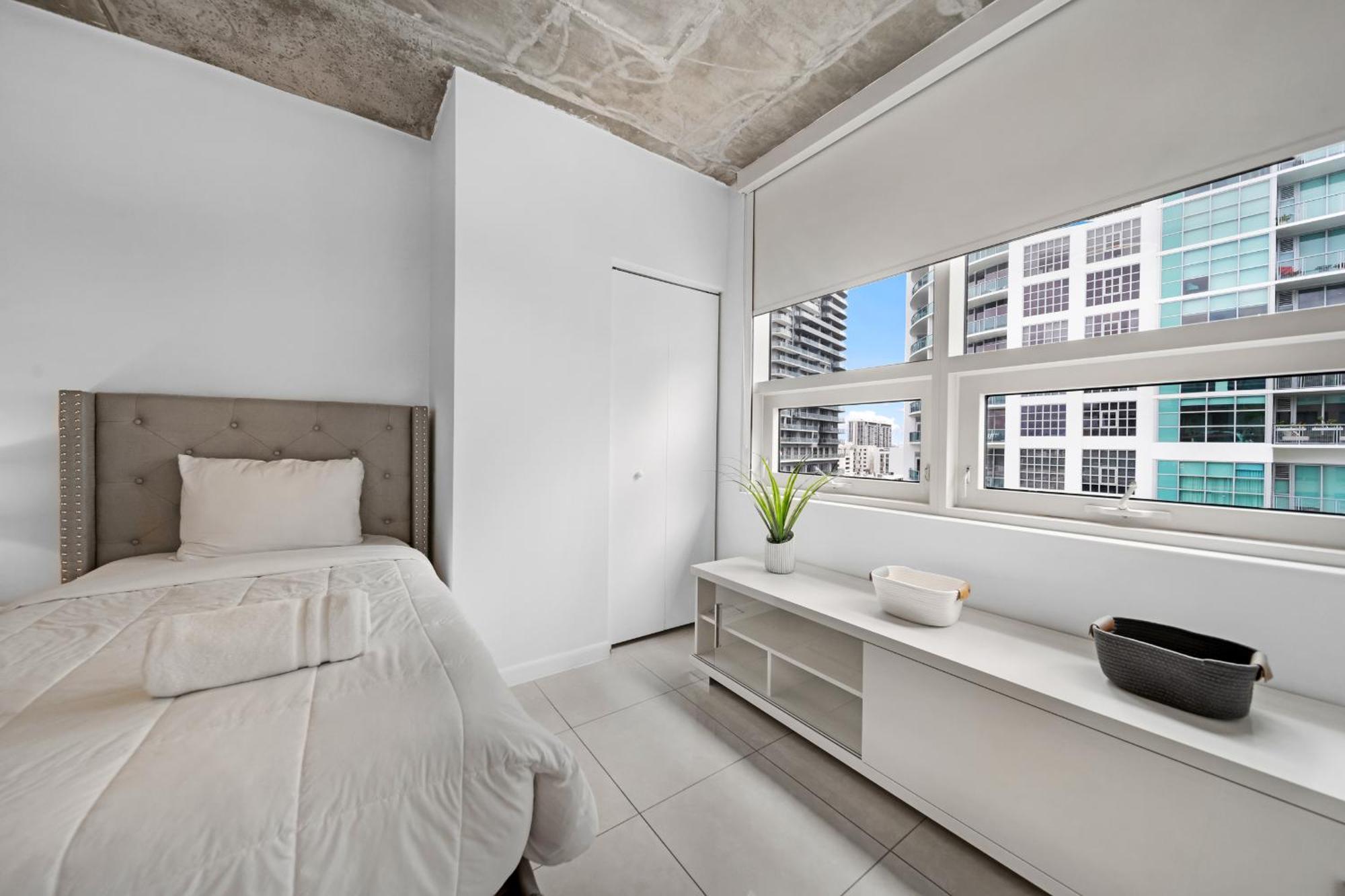 Spacious 3-bedroom Midtown * Miami
