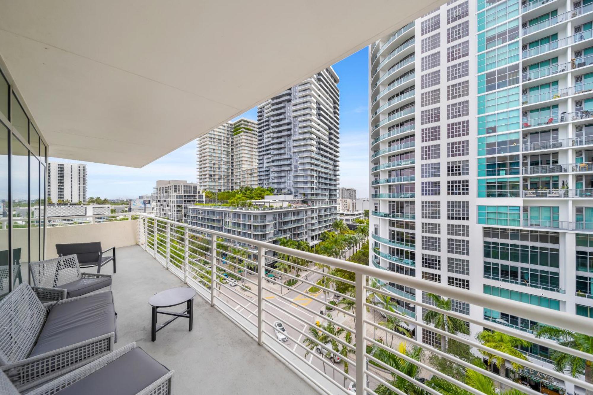 Spacious 3-bedroom Midtown Apartment Miami