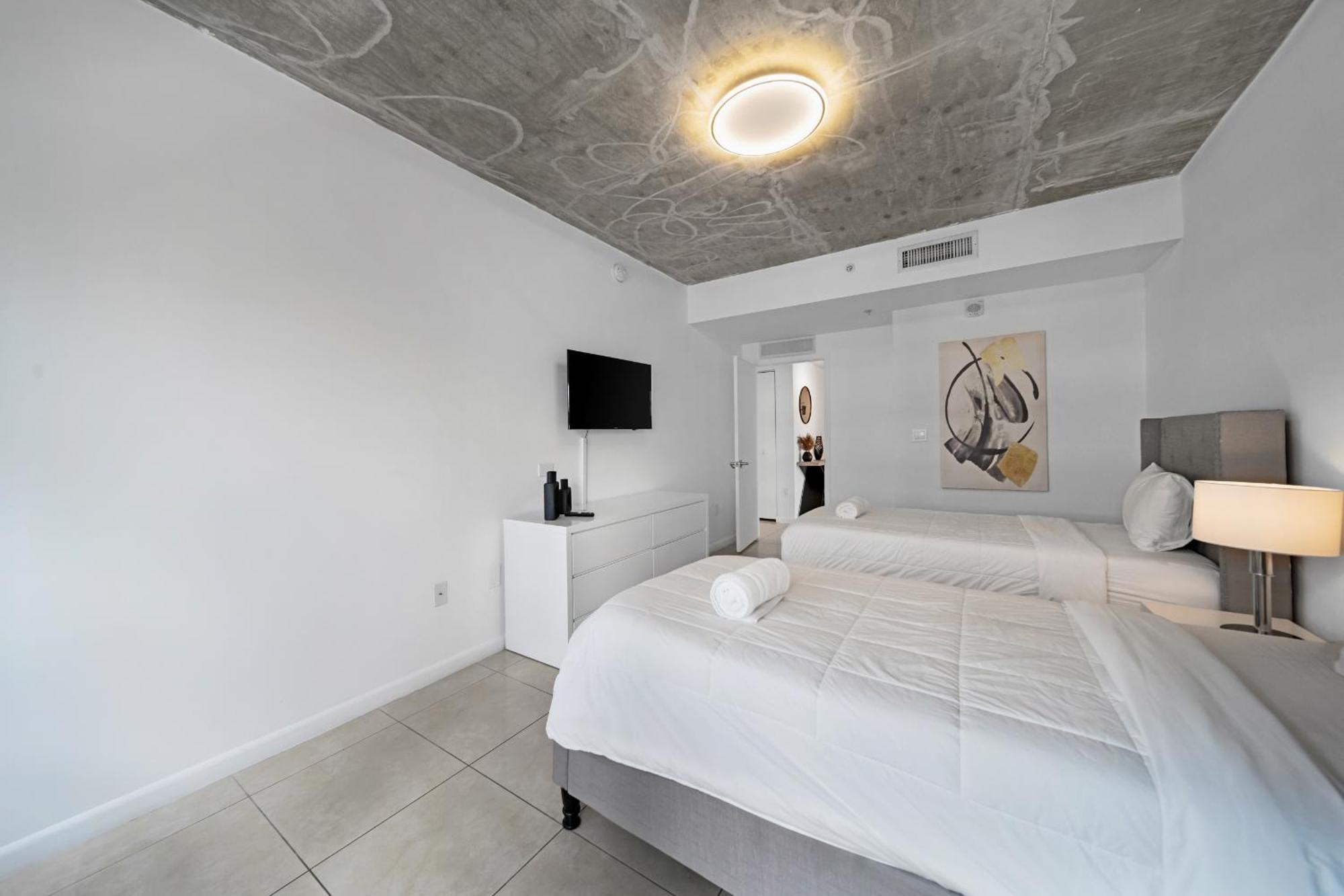 Spacious 3-bedroom Midtown Miami