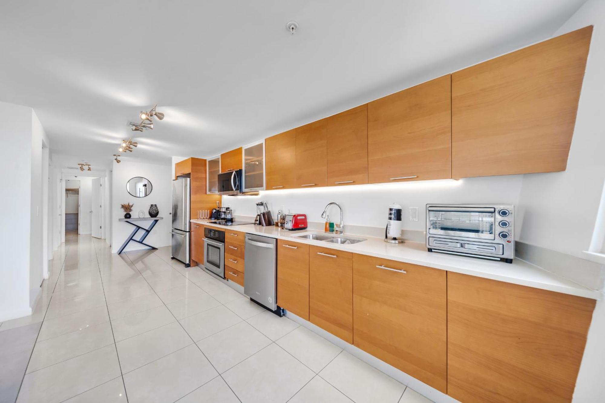Spacious 3-bedroom Midtown