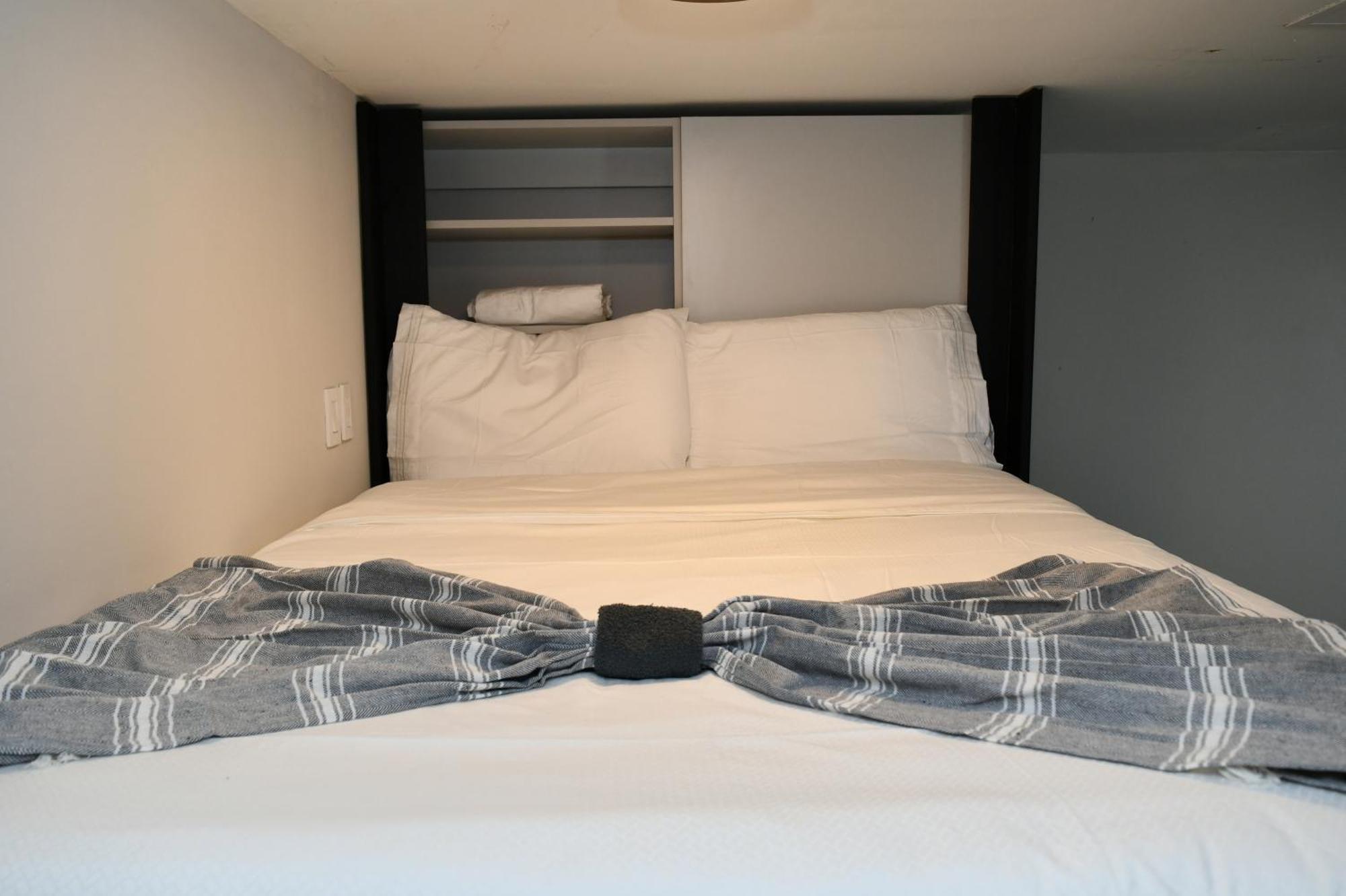 Vakantiehuis Luxurious With Bbq, Hot Tub, Heated Pool & Wifi - L36 Miami