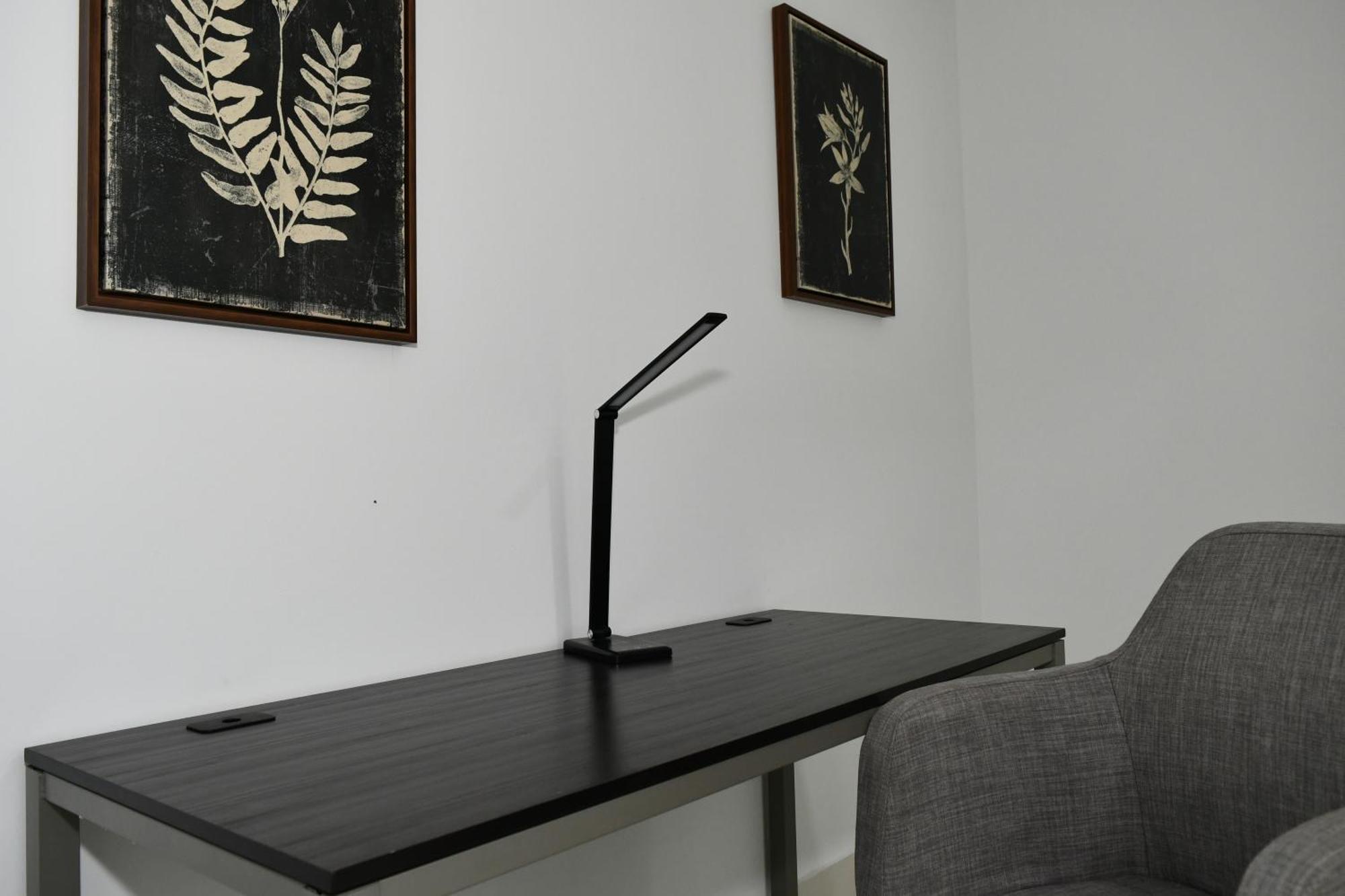 Luxurious With Bbq, Hot Tub, Heated Pool & Wifi - L36