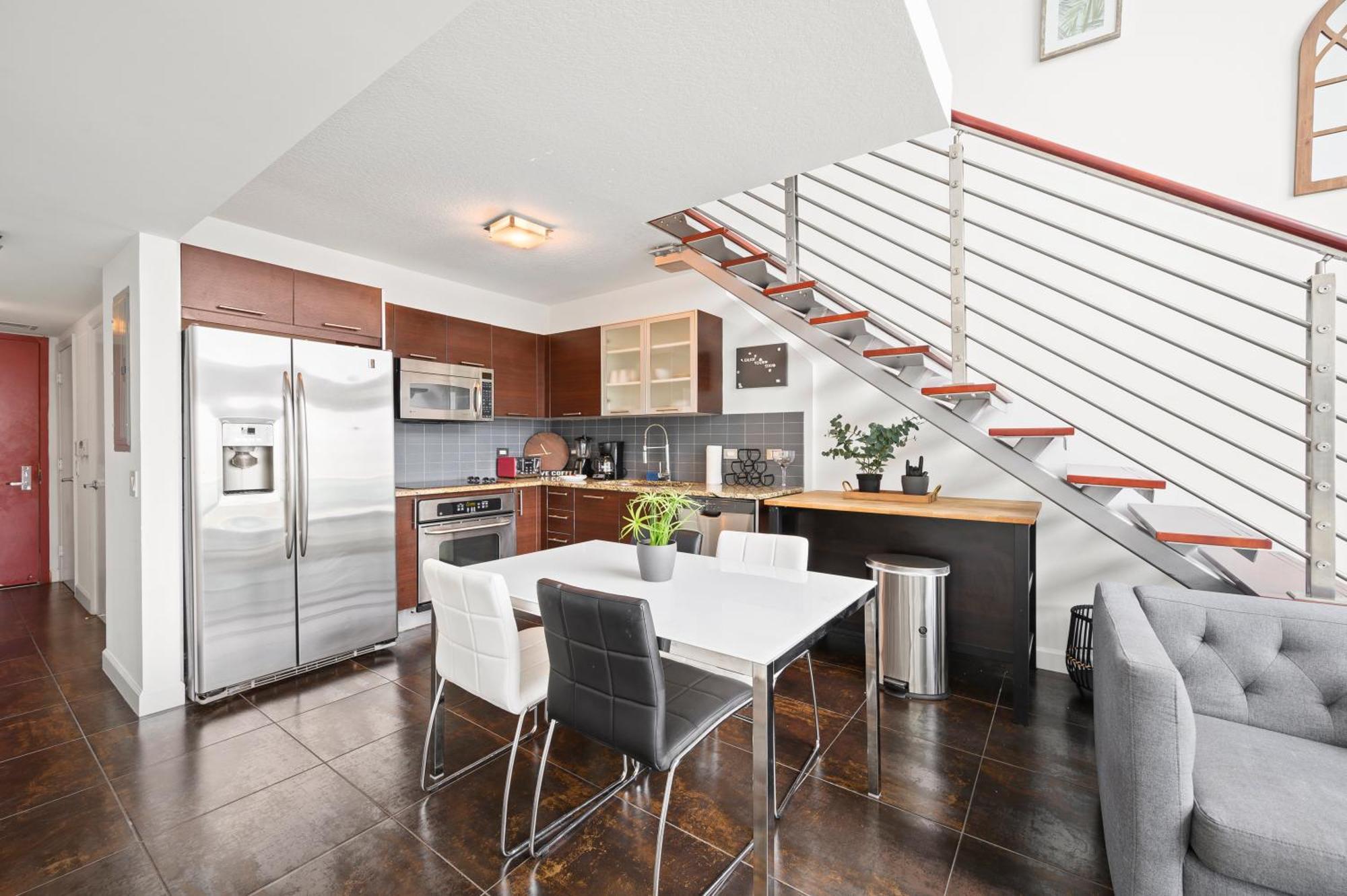 Amazing Loft Style 1 Bedroom In Brickell *