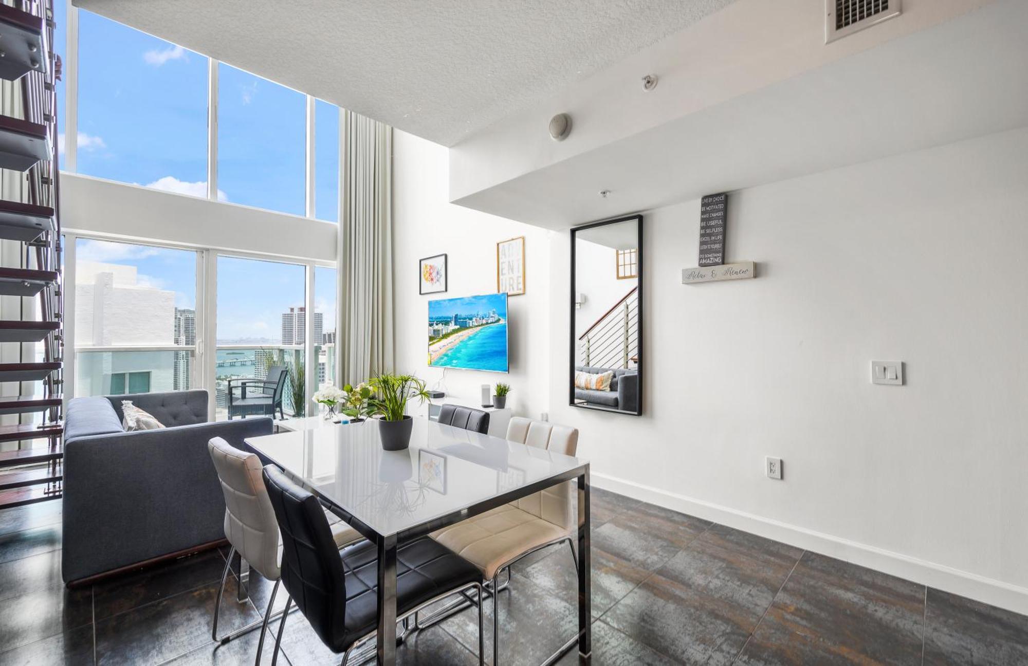 Amazing Loft Style 1 Bedroom In Brickell