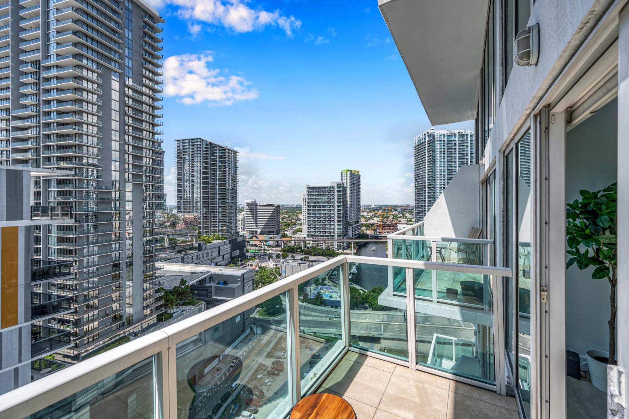 Stunning 1 Bedroom Loft In The Heart Of Brickell Miami