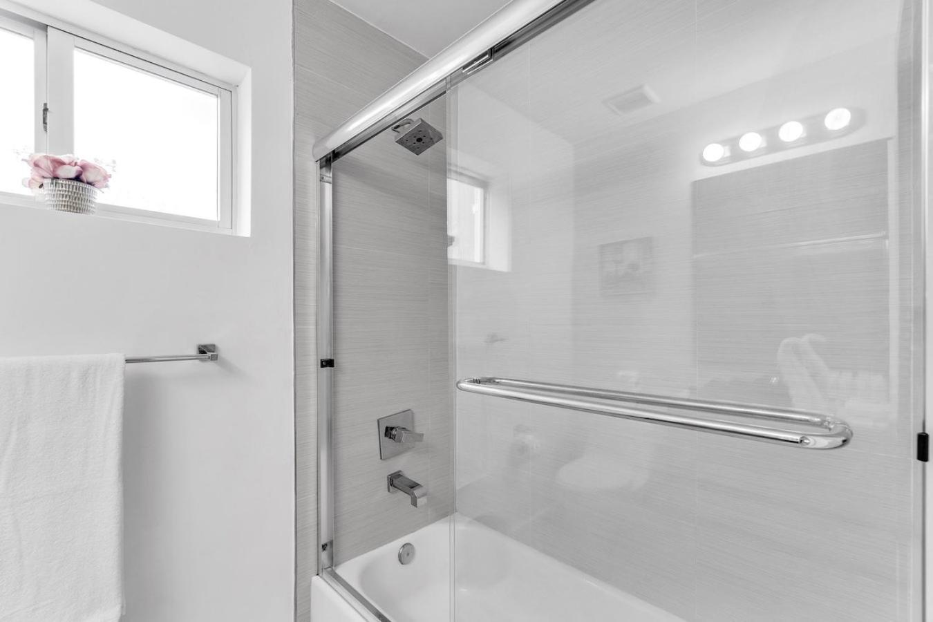 Appartement Lovely Unit Mins From Wynwood With Free Parking *