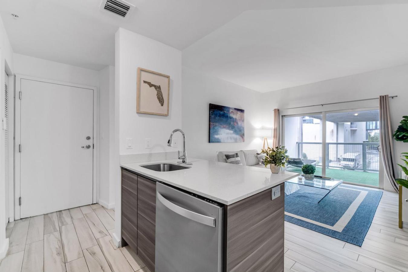 Appartement Lovely Unit Mins From Wynwood With Free Parking *