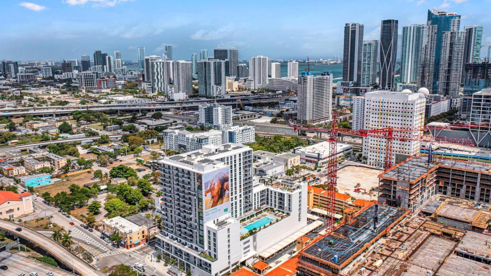 Amazing 2 Bd Downtown Mins From Brickell With Free Parking Appartement
