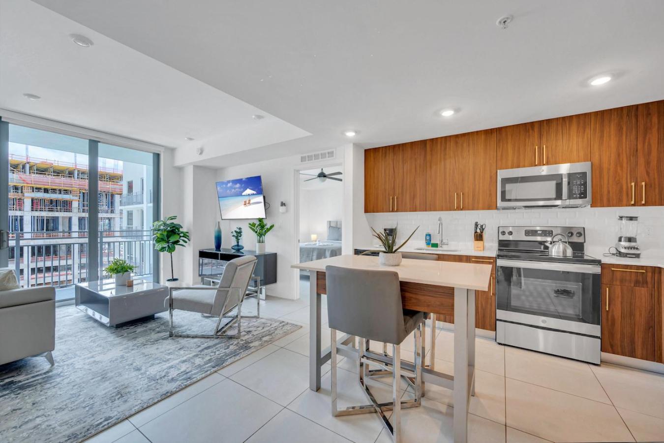 Appartement Centrally Located 2 Bed In The Heart Of Downtown With Free Parkin