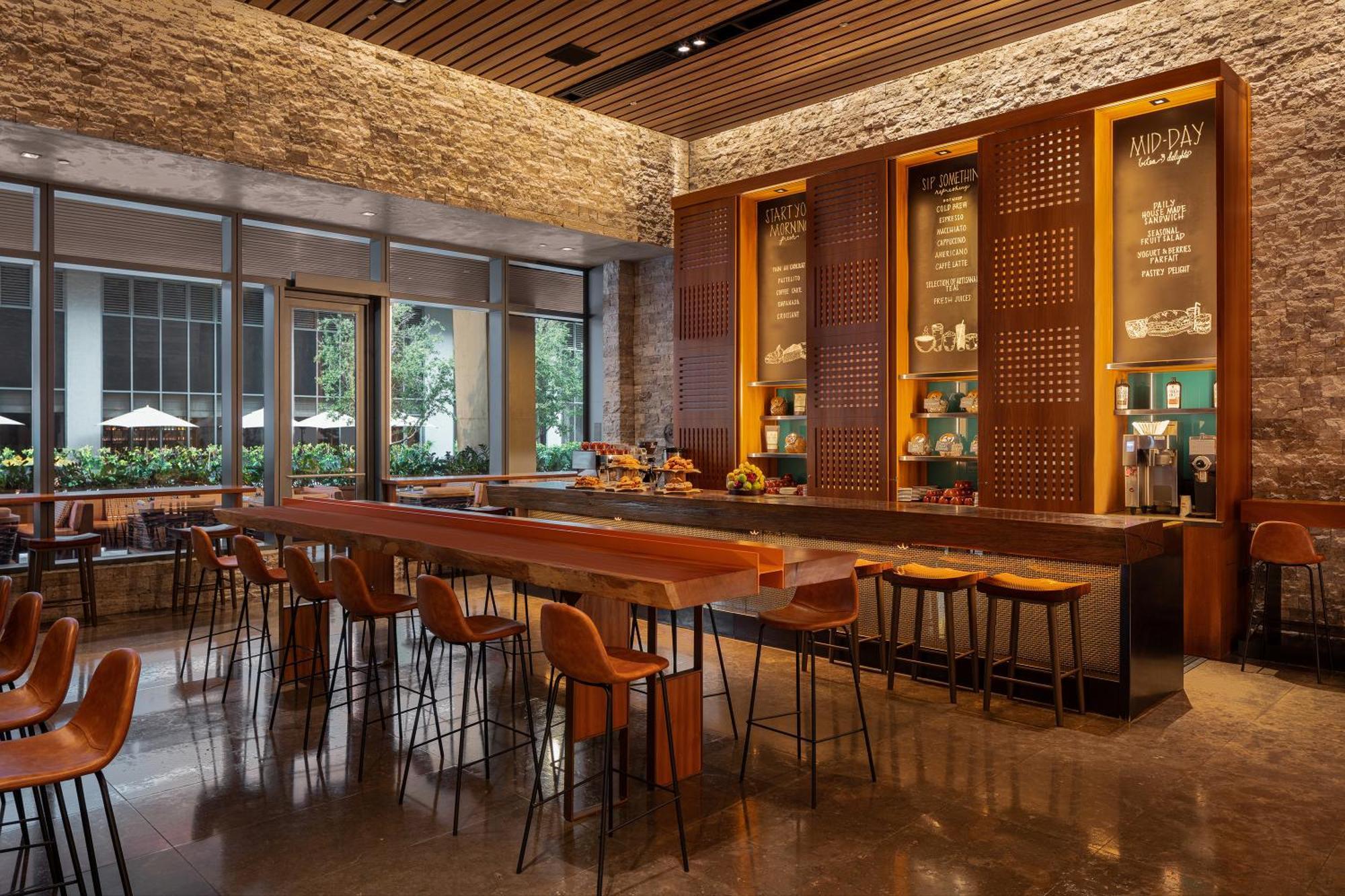 Hotel East Miami
