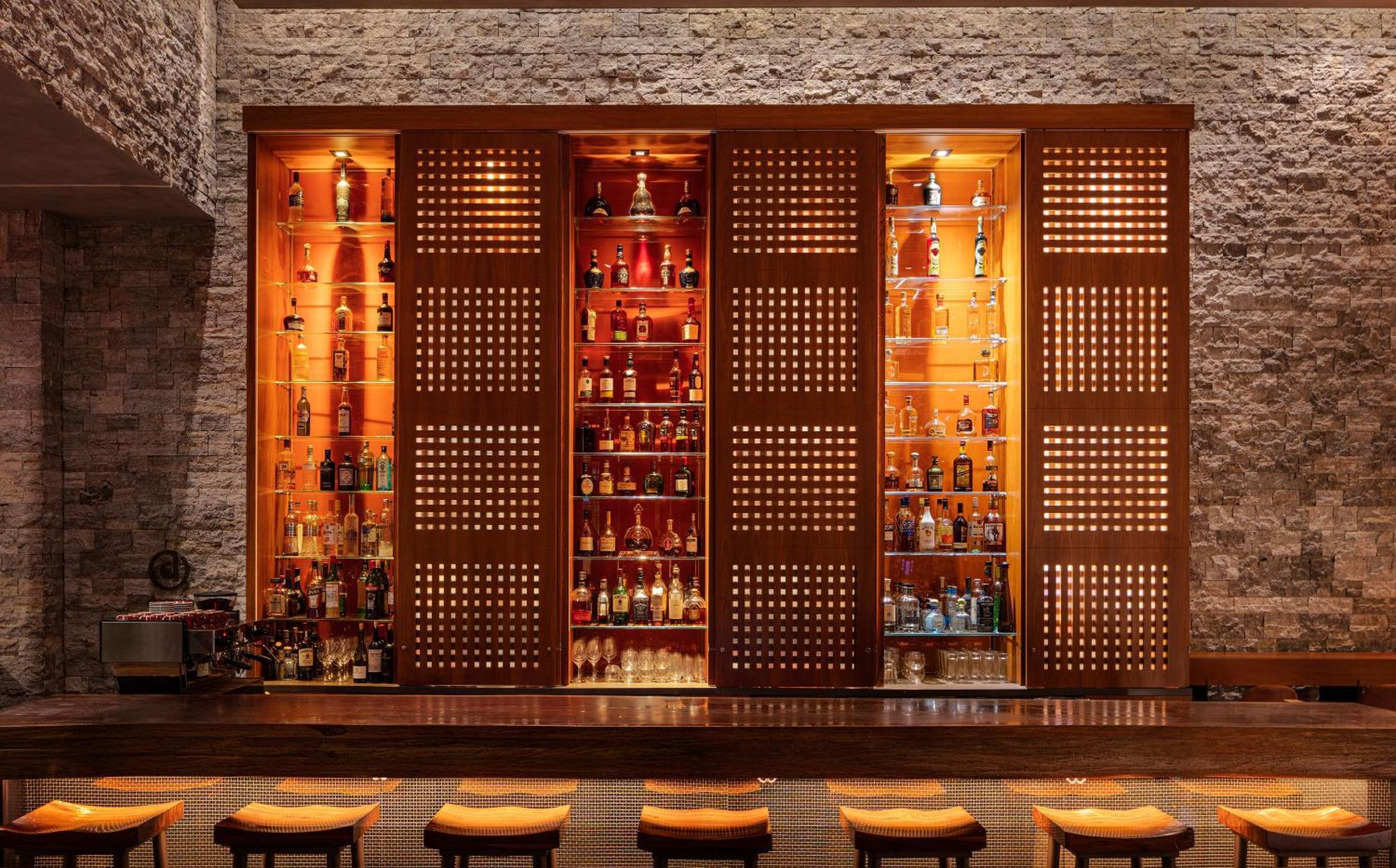 Hotel East